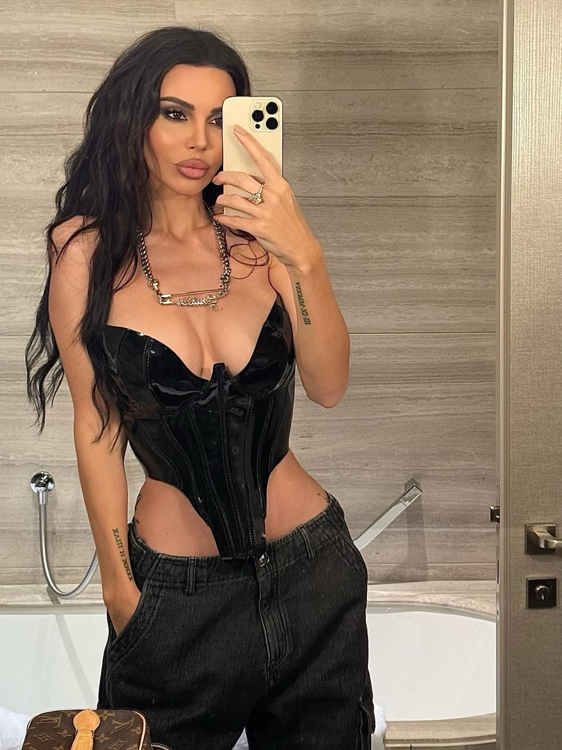 Фото: Инстаграм* @samoylovaoxana