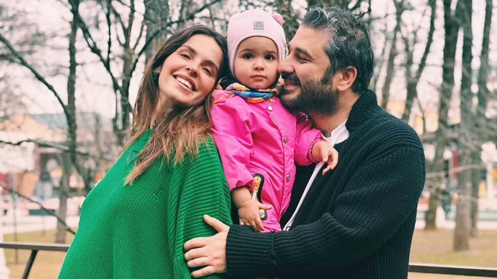 Лиза Моряк и Сарик Андреасян с дочерью Элизабет. Фото: Инстаграм* @moryakliza