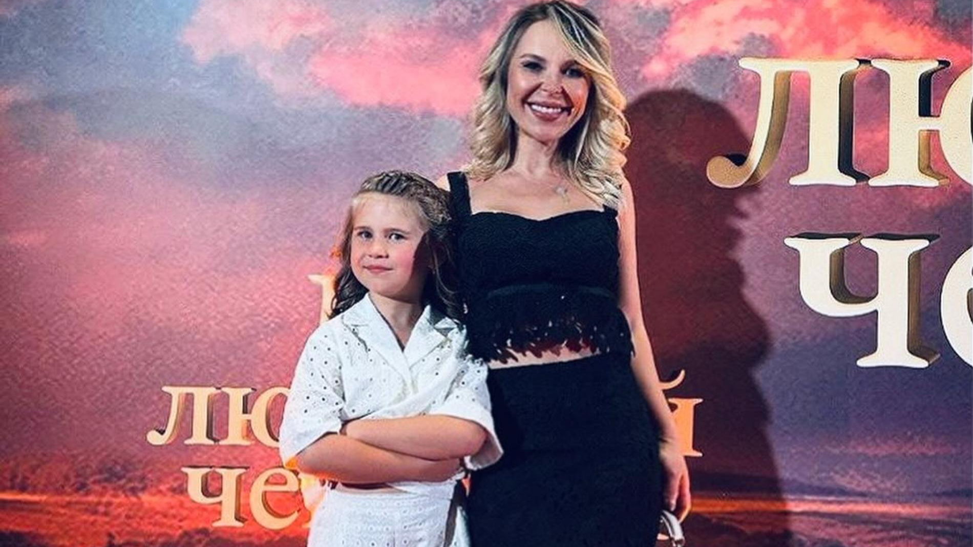 Пелагея с дочерью. Фото: Инстаграм (запрещён в РФ) @pelageya_insta