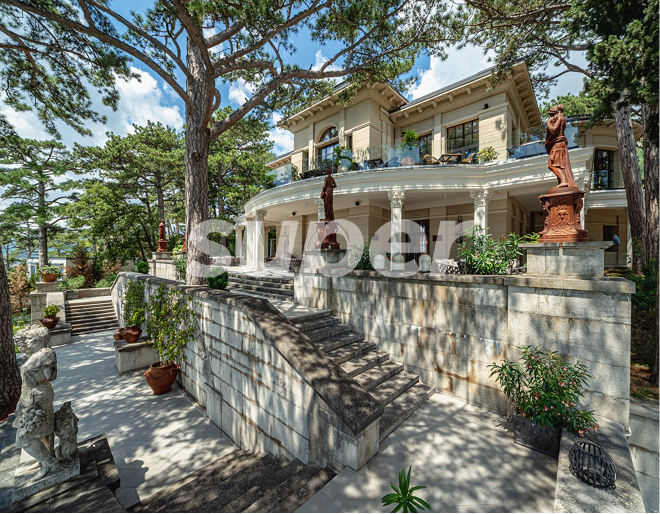 Территория отеля. Фото: сайт отеля