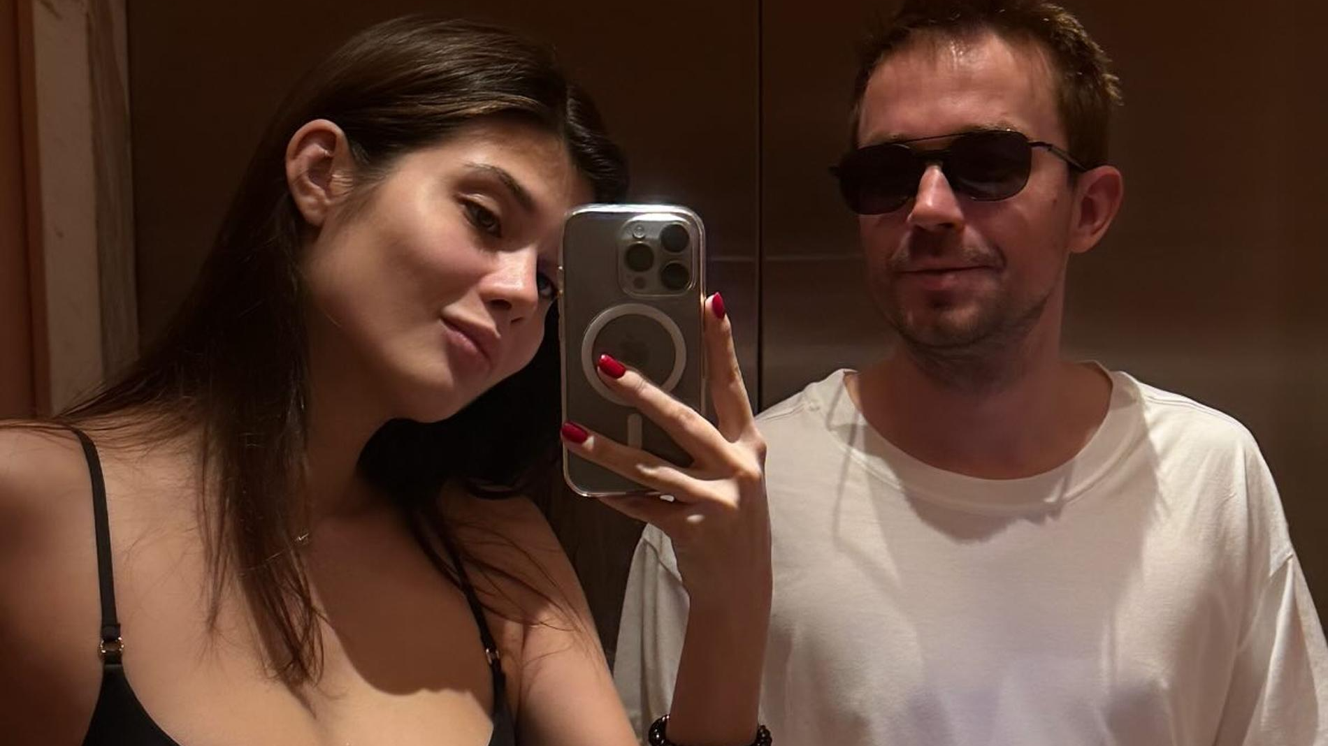 Александр Петров с супругой. Фото: Инстаграм (запрещён в РФ) @viktoriyaantonova_