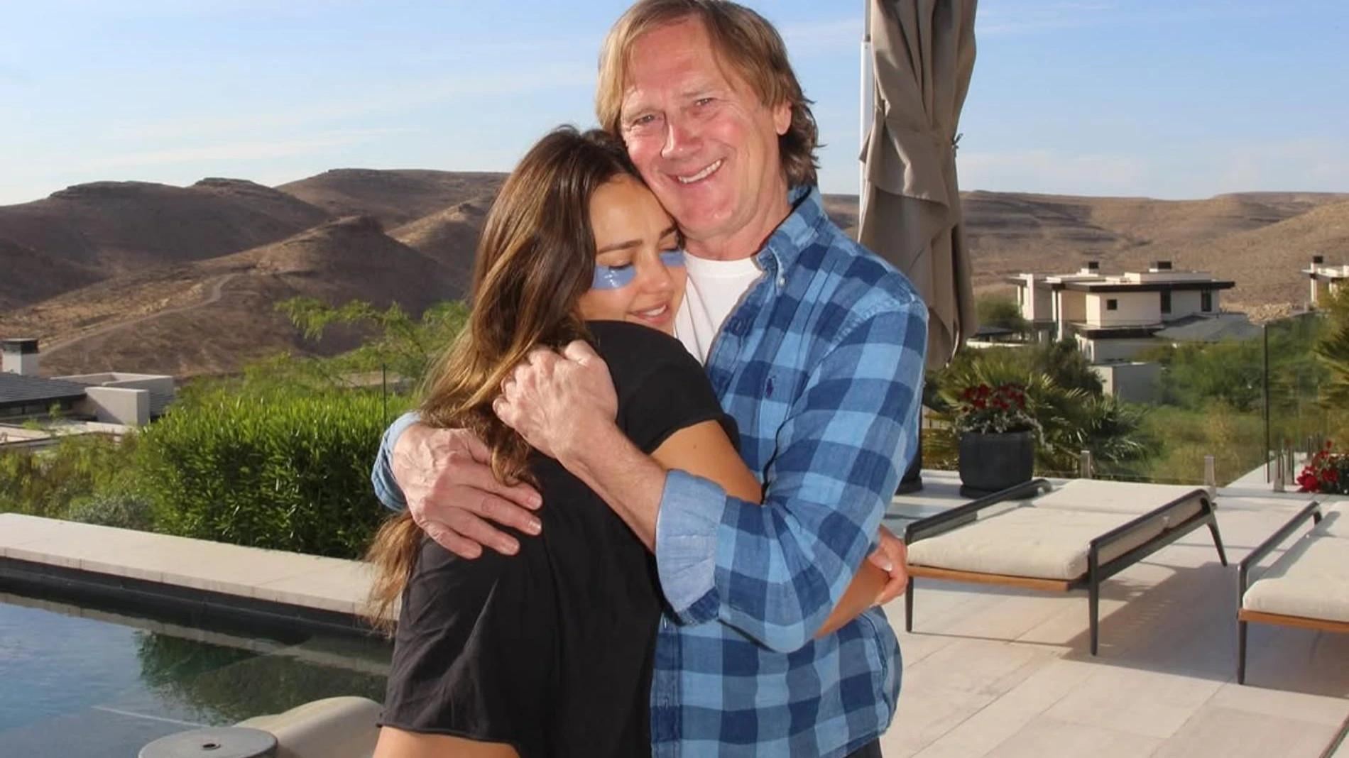 Джессика Альба с наставником. Фото: Инстаграм (запрещён в РФ) @jessicaalba