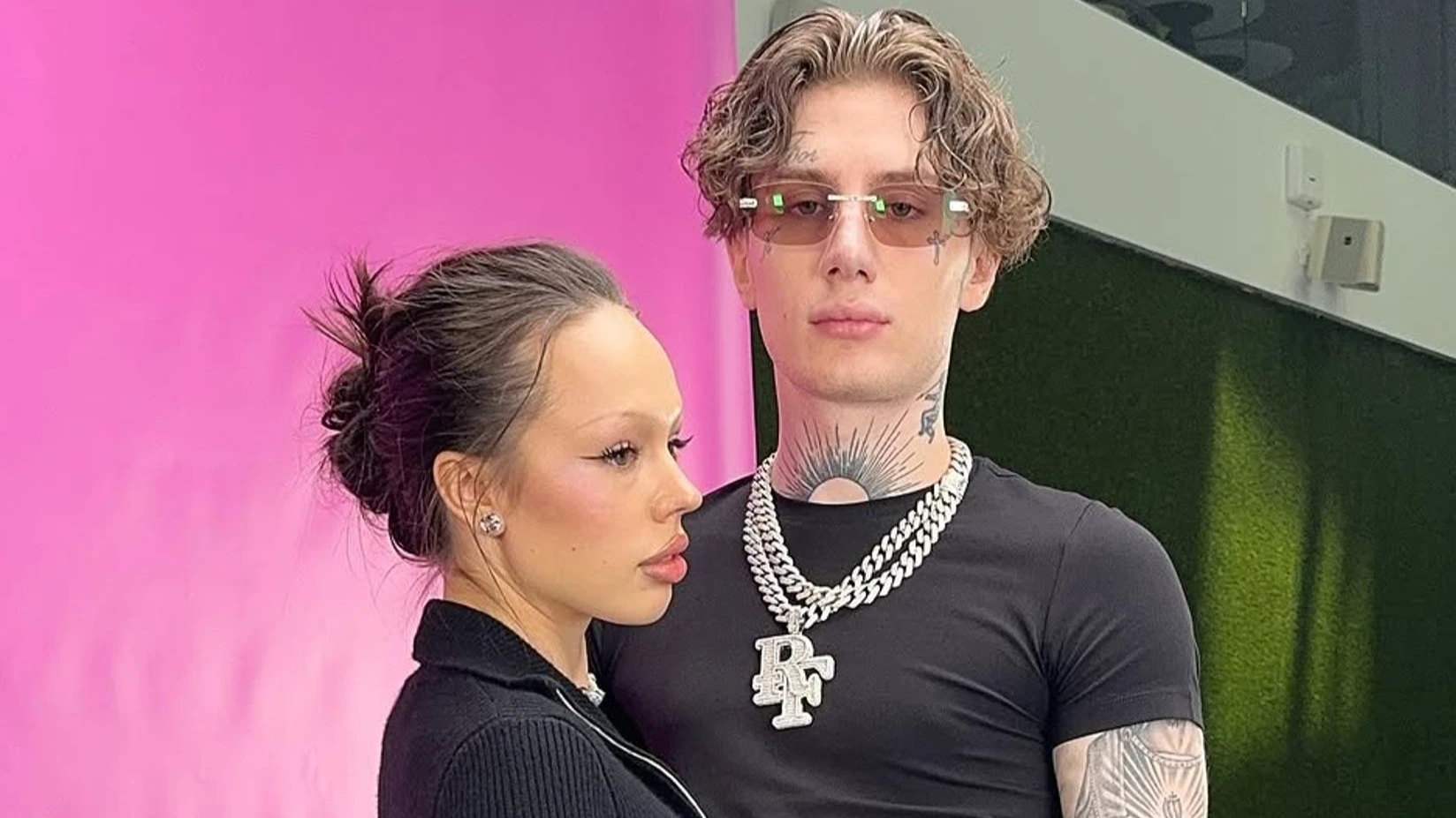 Инстасамка и Олег Moneyken. Фото: Инстаграм (запрещён в РФ) @instasamka