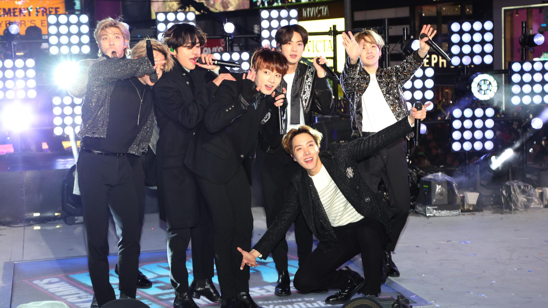 Группа BTS. Фото: Getty Images