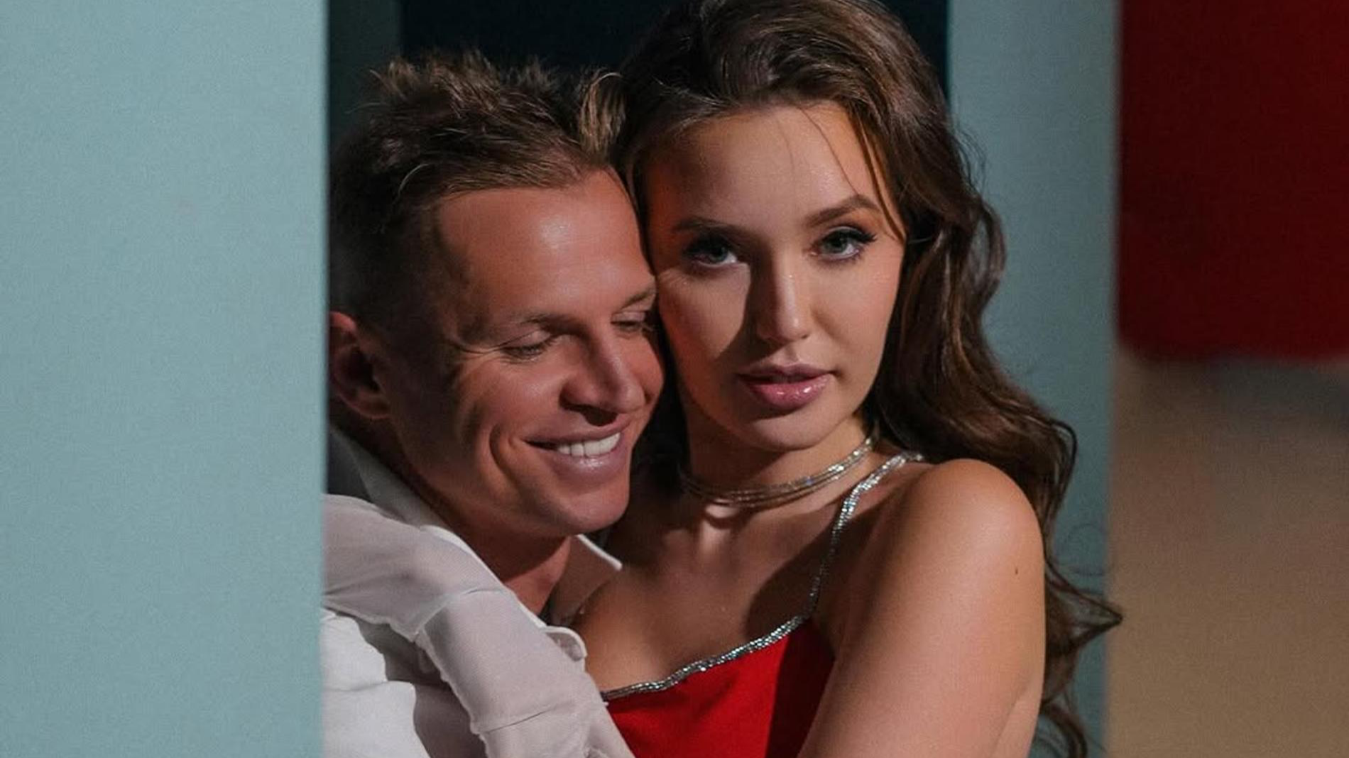 Дмитрий Тарасов и Анастасия Костенко. Фото: Инстаграм* @tarasov23