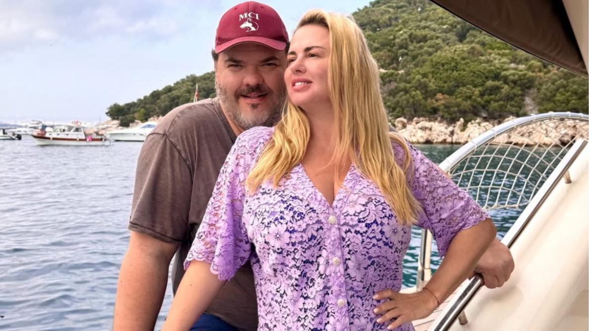 Анна Семенович и Денис Шреер. Фото: Instagram (Запрещён в РФ) @ann_semenovich