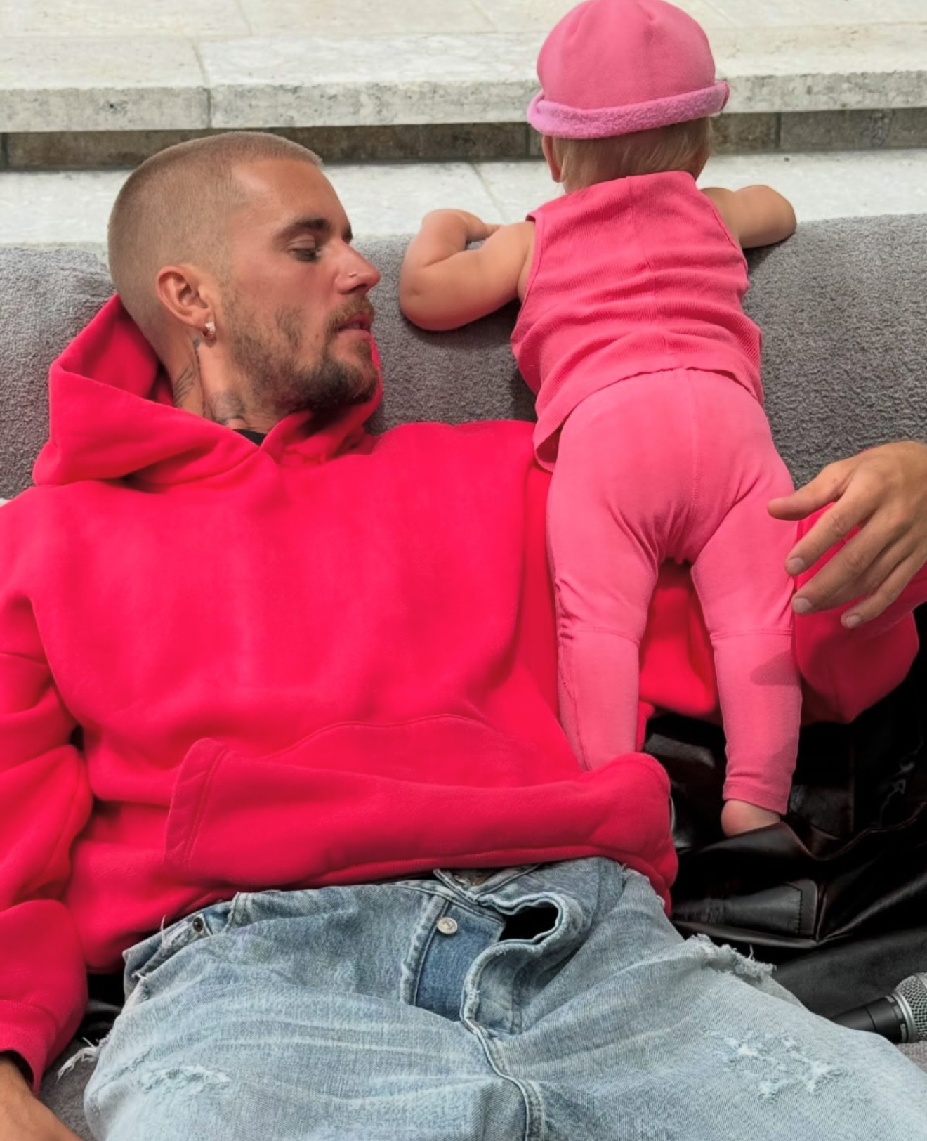 Джастин Бибер с сыном Джеком. Фото: Instagram (Запрещён в РФ) @lilbieber