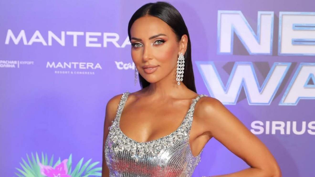 Алсу. Фото: Instagram (Запрещён в РФ) @alsou_a