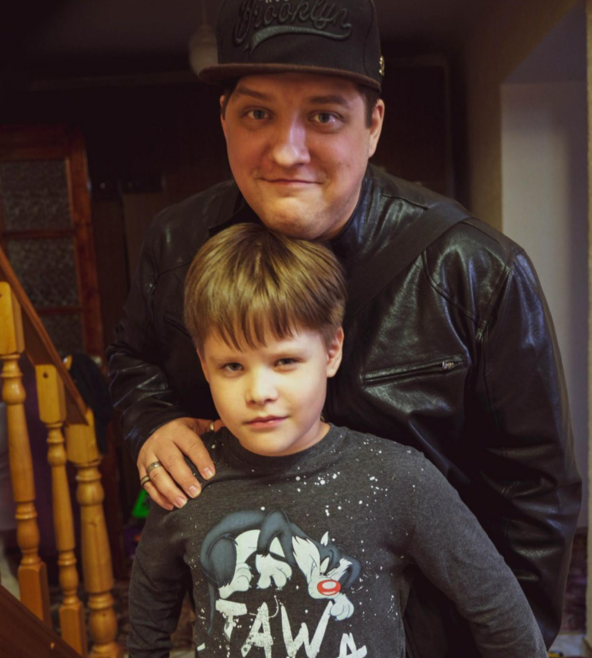 Роман Попов с сыном Федором. Фото: Инстаграм (запрещен в РФ) @romapopoff