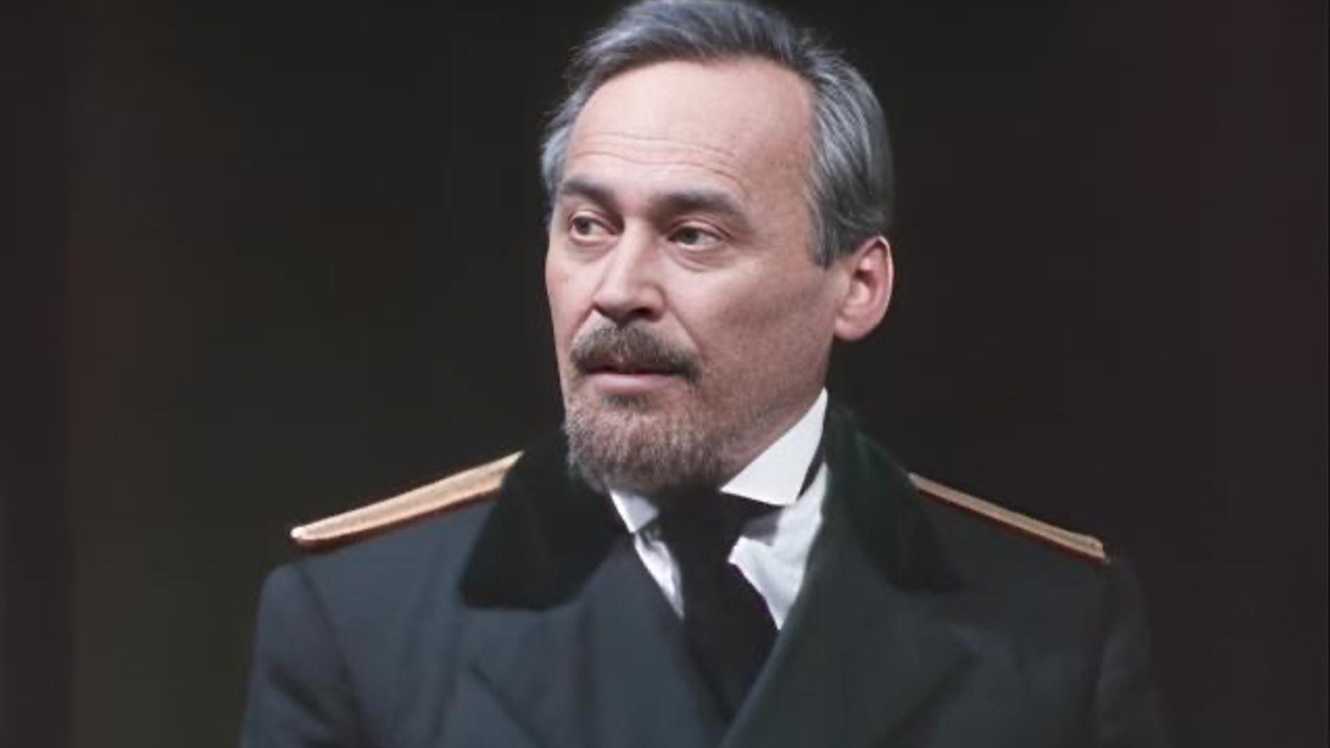 Владимир Сулимов. Фото: Кадр из сериала "Живой труп" (1987)