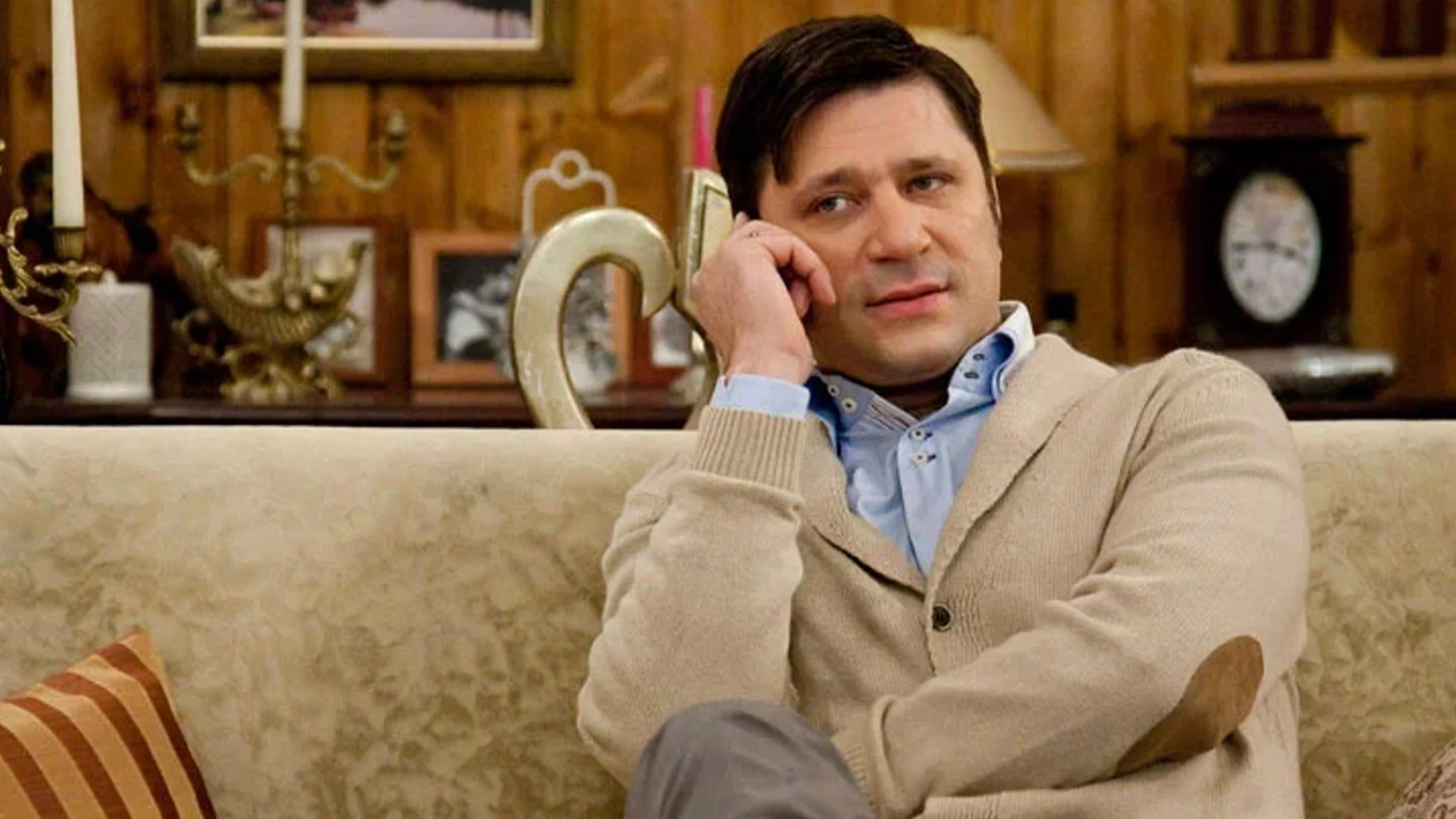 Кадр из сериала «Счастливы вместе»: Кинопоиск