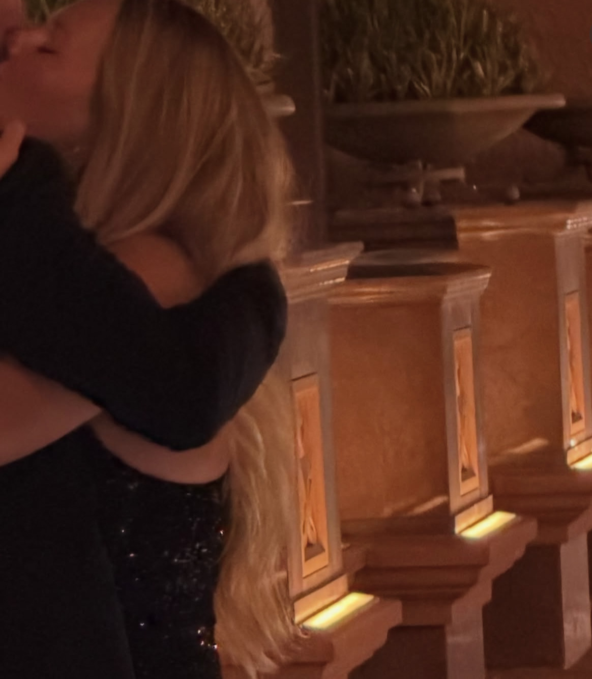 Лиза Пескова с супругом. Фото: Instagram (Запрещён в РФ) @lisa_peskova