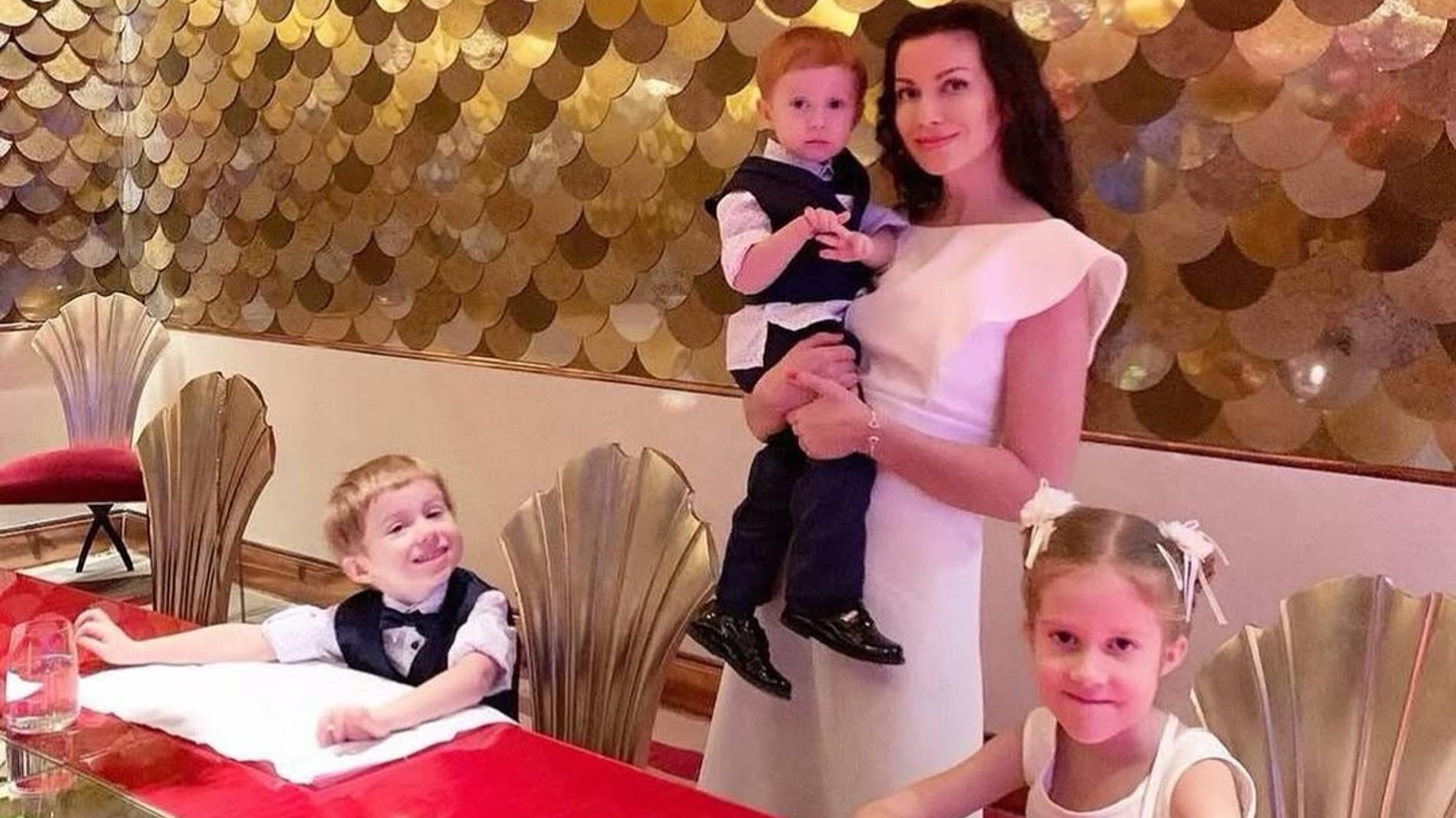 Ирина Болгар с детьми. Фото: Инстаграм (запрещён в РФ) @missbolgar