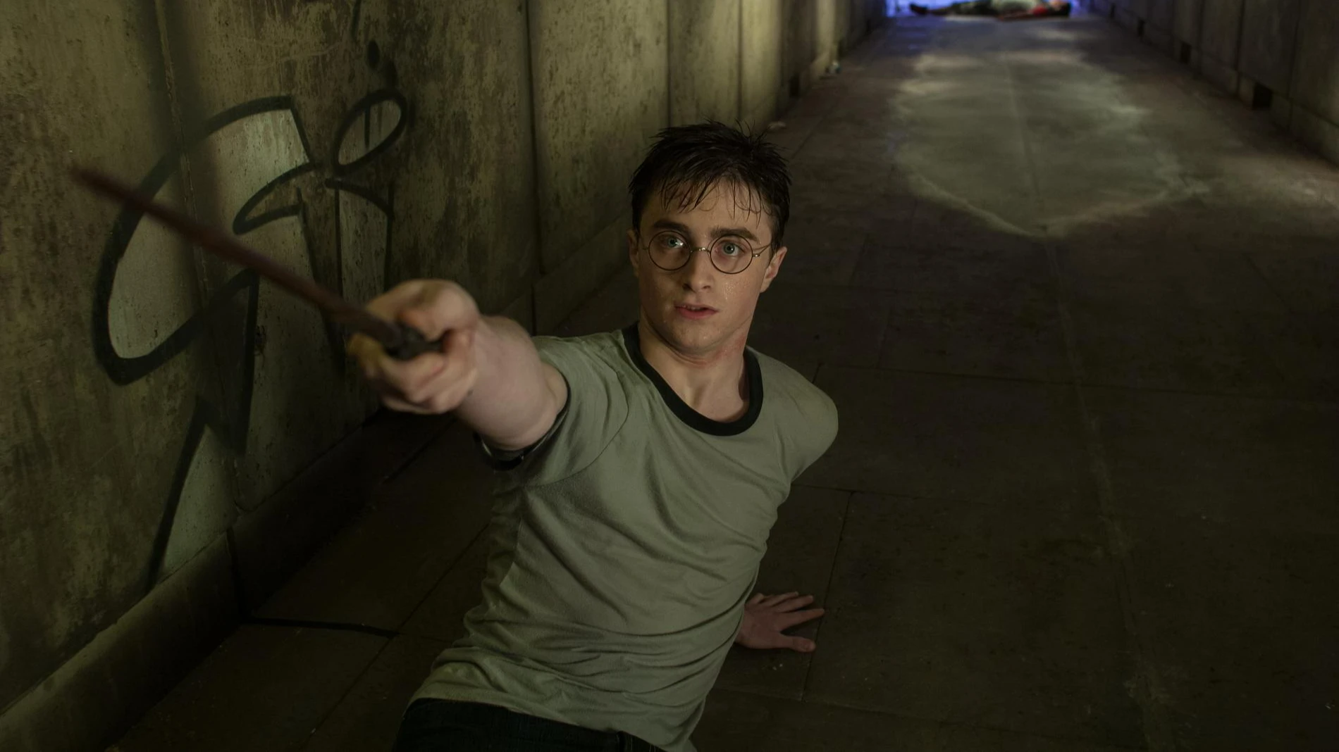 Дэниел Редклифф на съемках «Гарри Поттера и Ордена Феникса». Фото: Getty Images