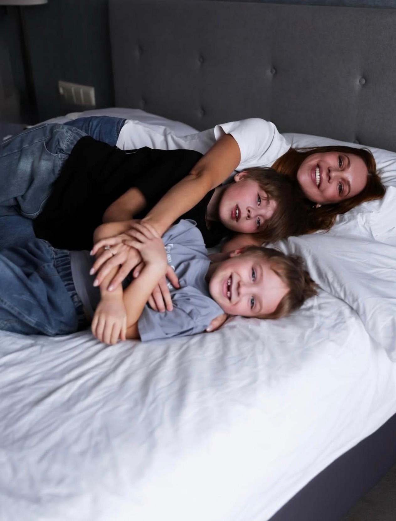 Наталья Подольская с сыновьями. Фото: Соцсети Натальи Подольской