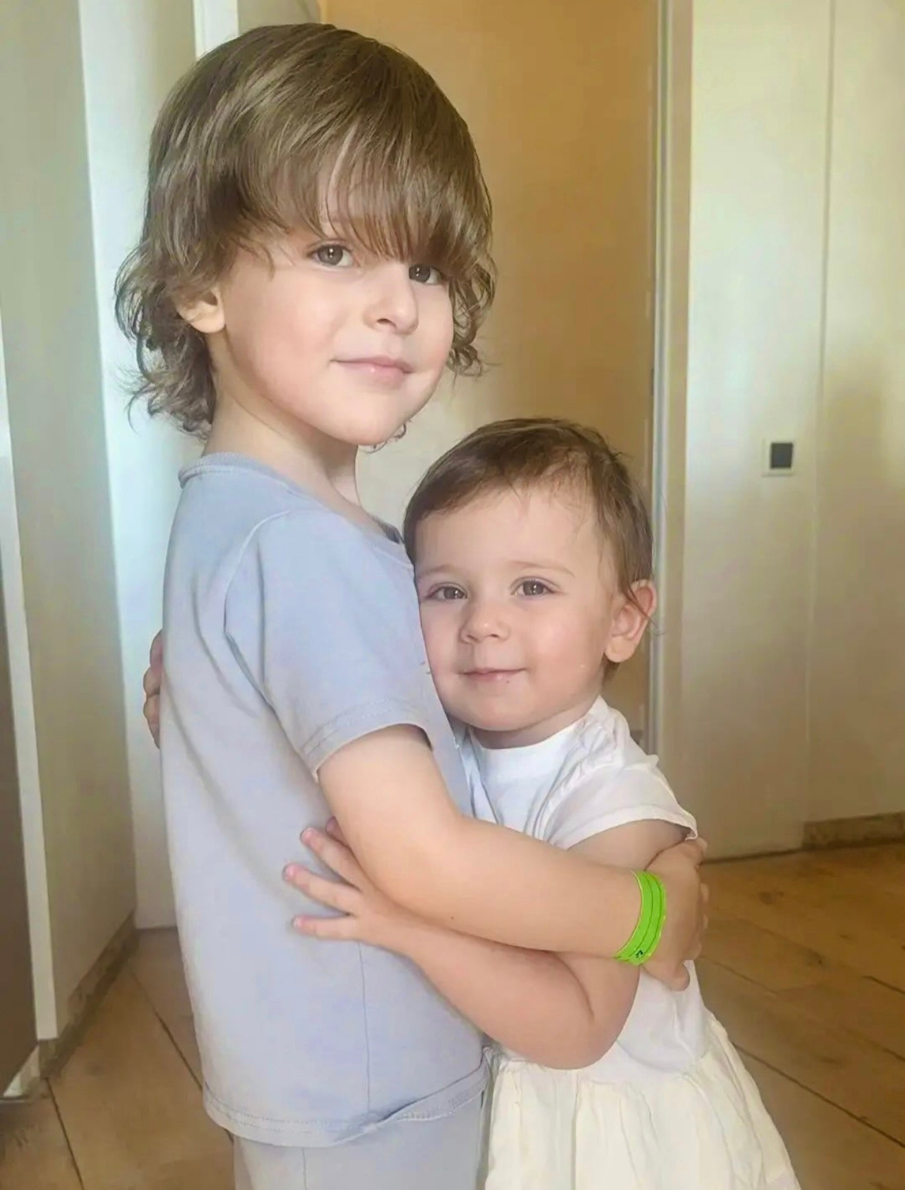 Дети Лизы Арзамасовой и Ильи Авербуха. Фото: Соцсети Лизы Арзамасовой