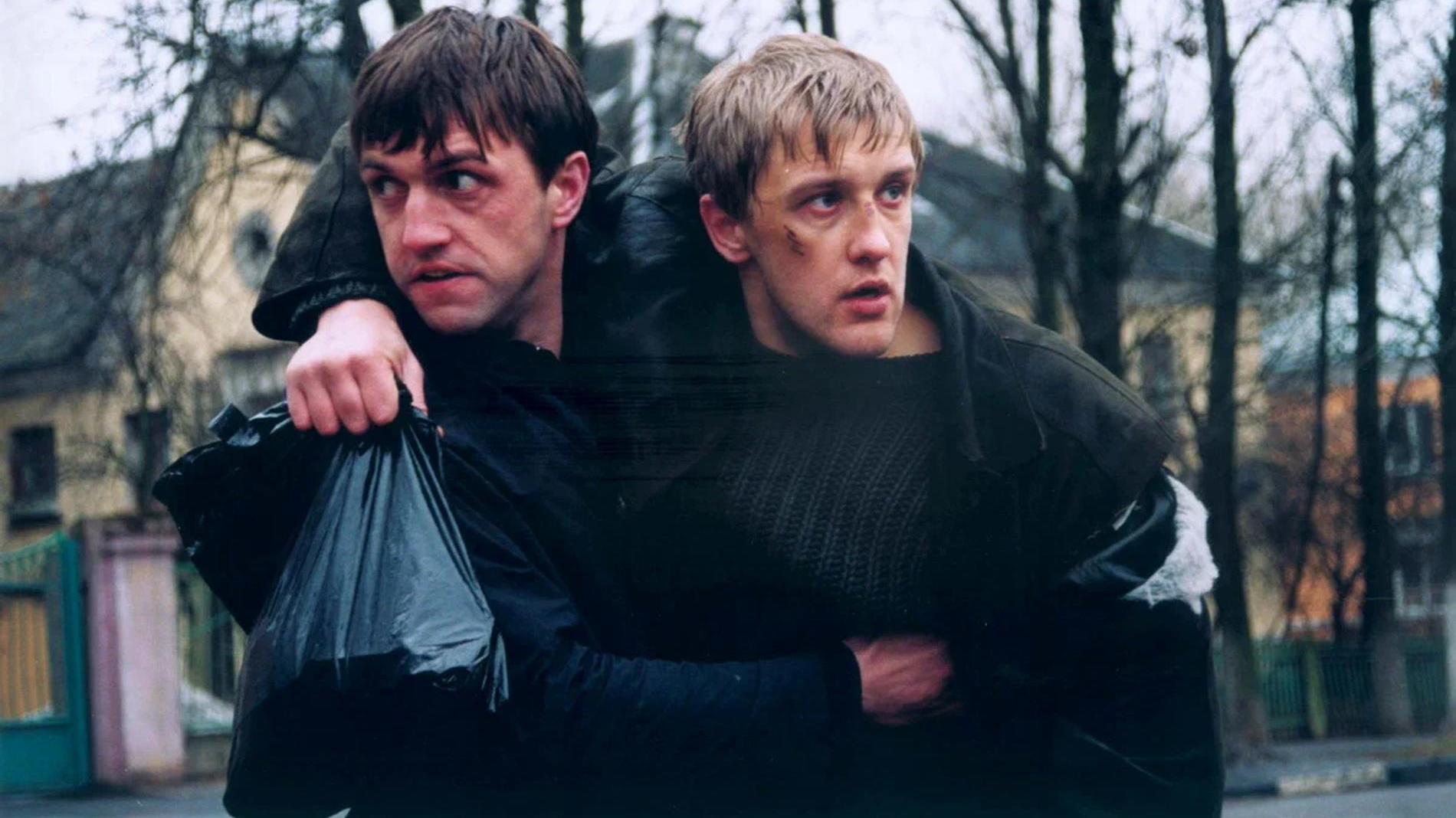 Кадр из фильма «Бумер»: Кинопоиск