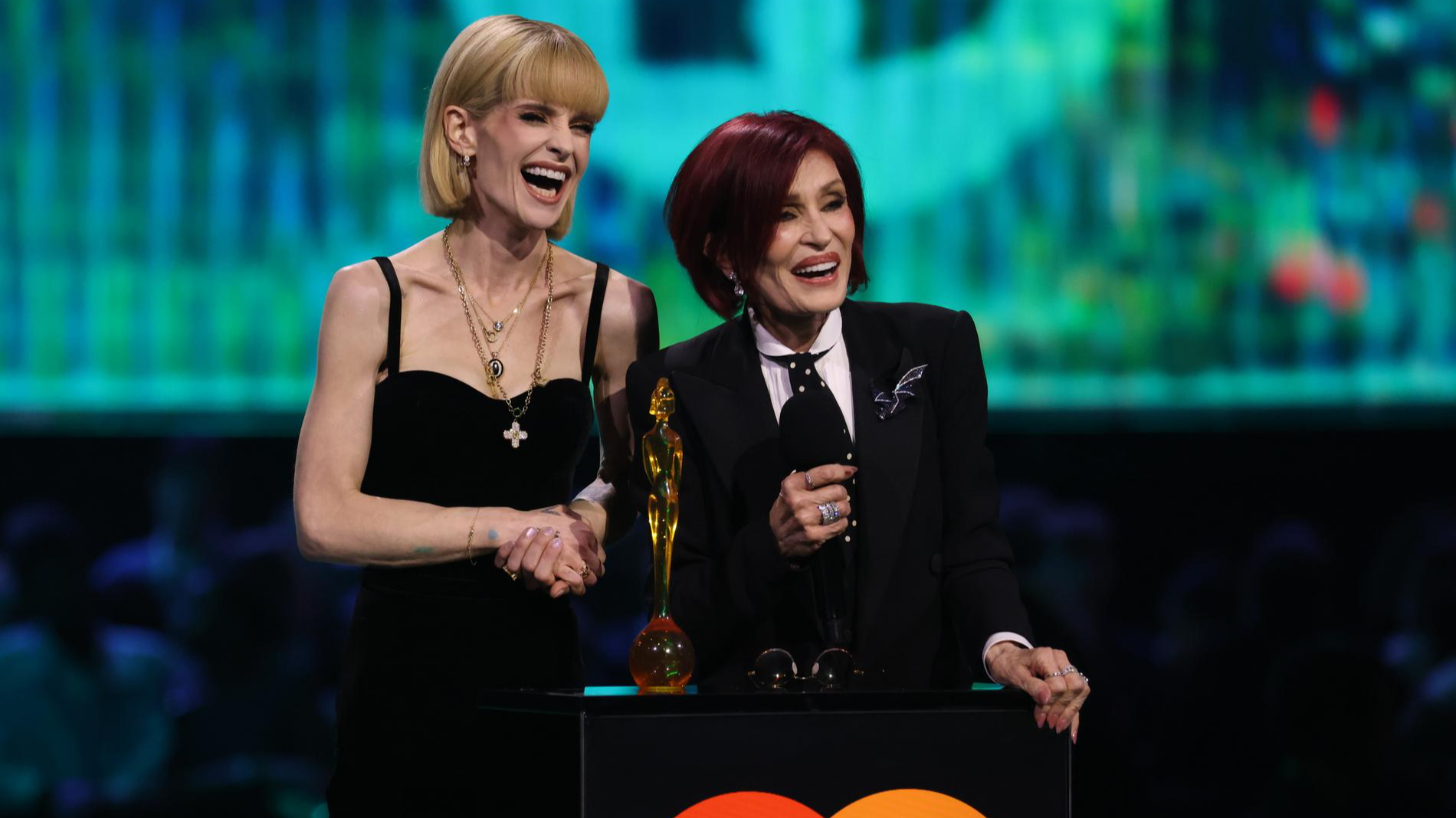 Келли и Шэрон Осборн. Фото: Getty Images