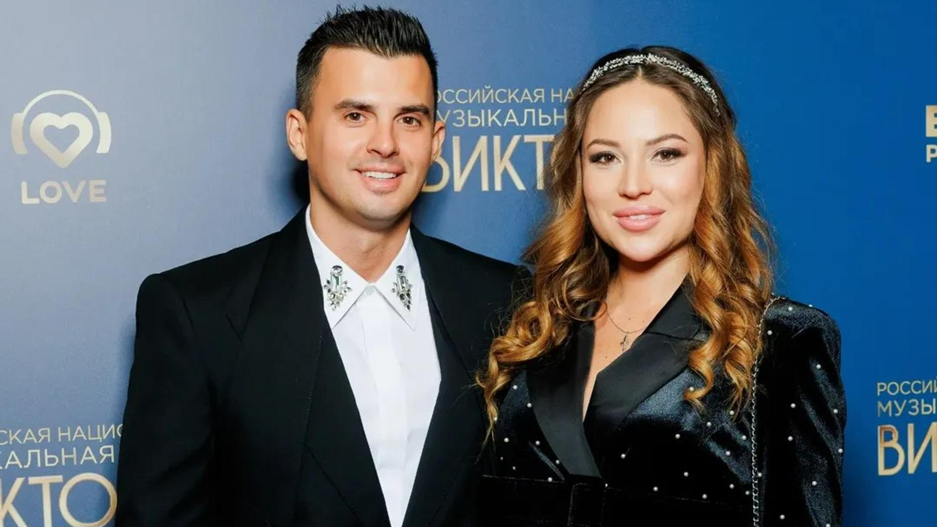 Кирилл Туриченко с женой. Фото: Инстаграм (запрещён в РФ) @kirillturichenko