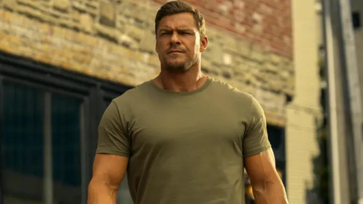 Алан Ритчсон. Скриншот: т/с «Джек Ричар»