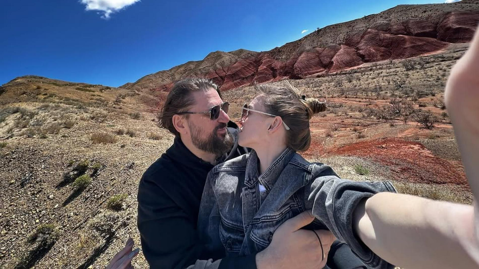 Виктор Логинов и Мария Гуськова. Фото: Instagram (Запрещён в РФ) @loginov_victor