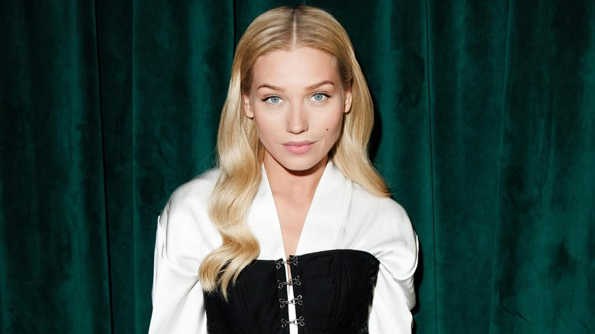 Фото: Инстаграм (запрещён в РФ) @asmuskristina