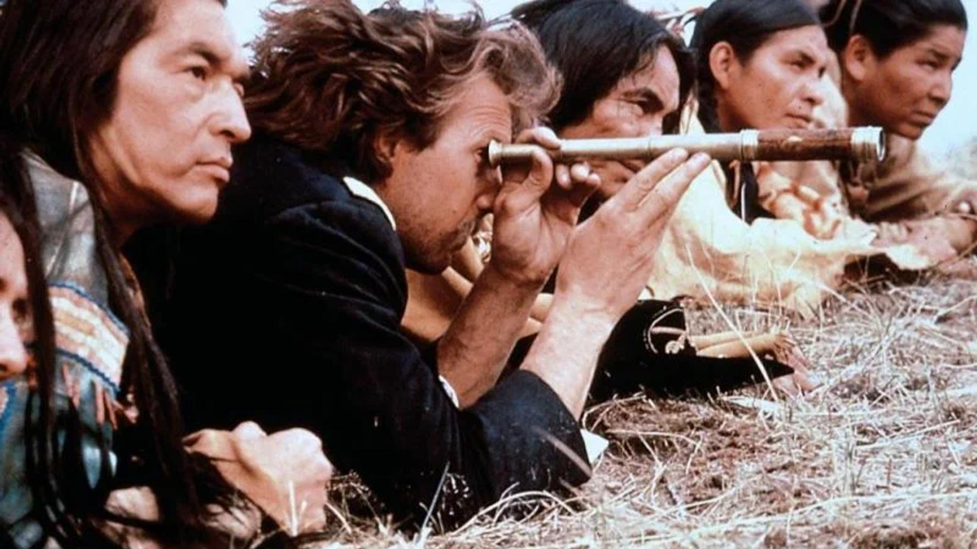 Кадр из фильма «Танцующий с волками»: Кинопоиск