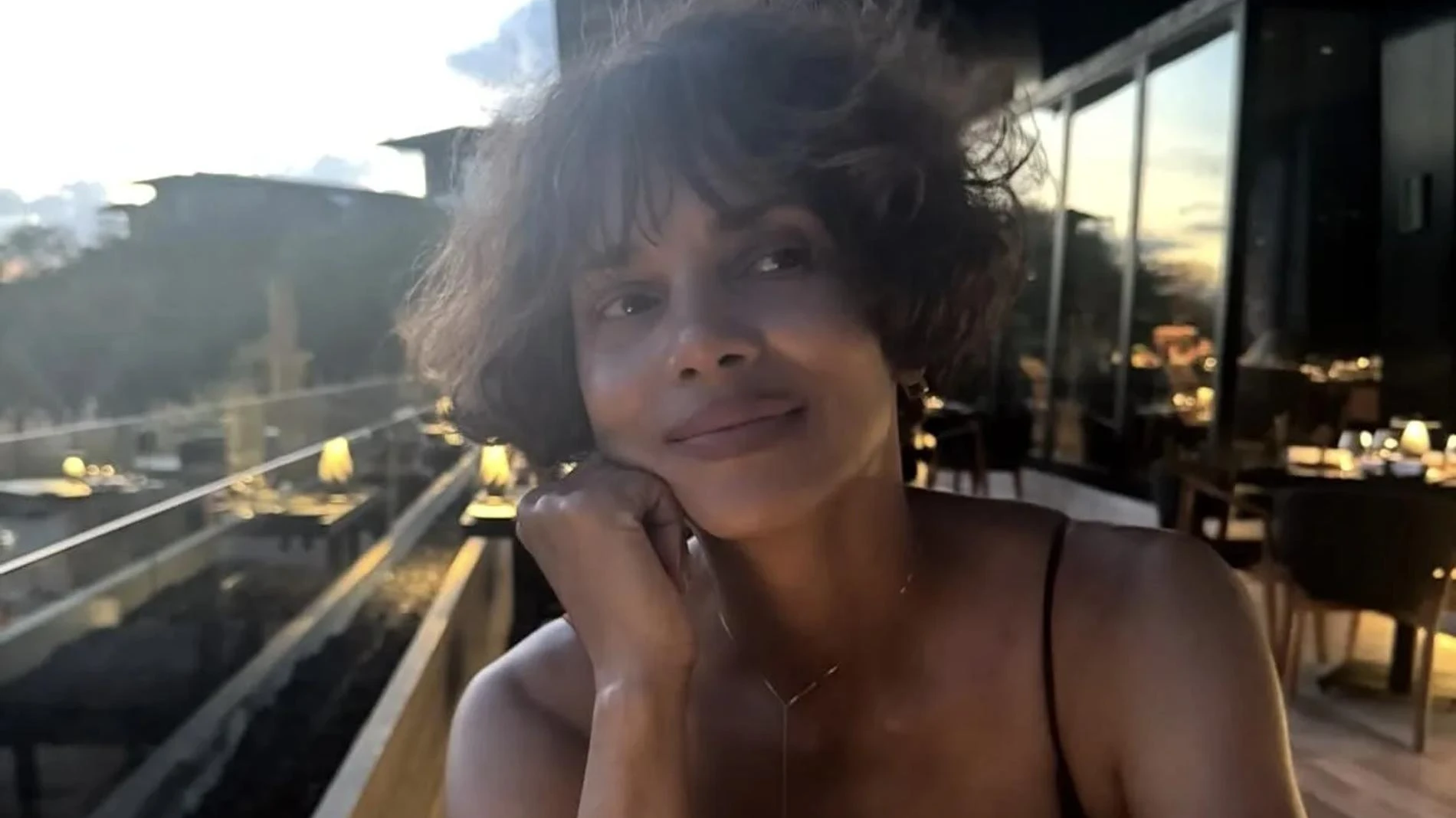 Холли Берри. Фото: Инстаграм (запрещен в РФ) @halleberry