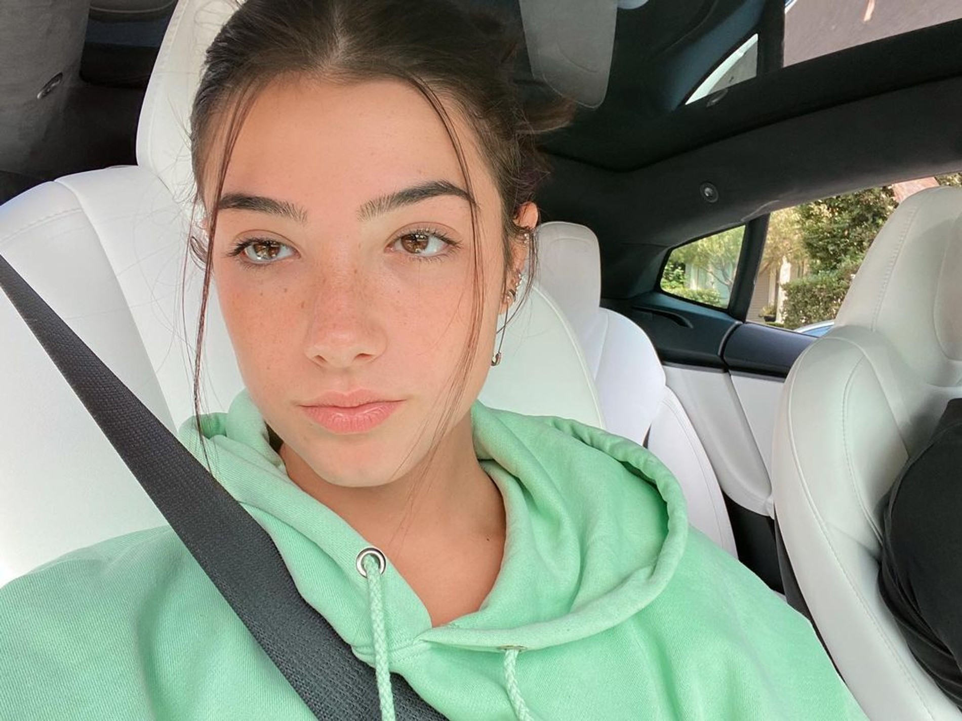 Чарли Д'Амелио.
Фото: @charliedamelio