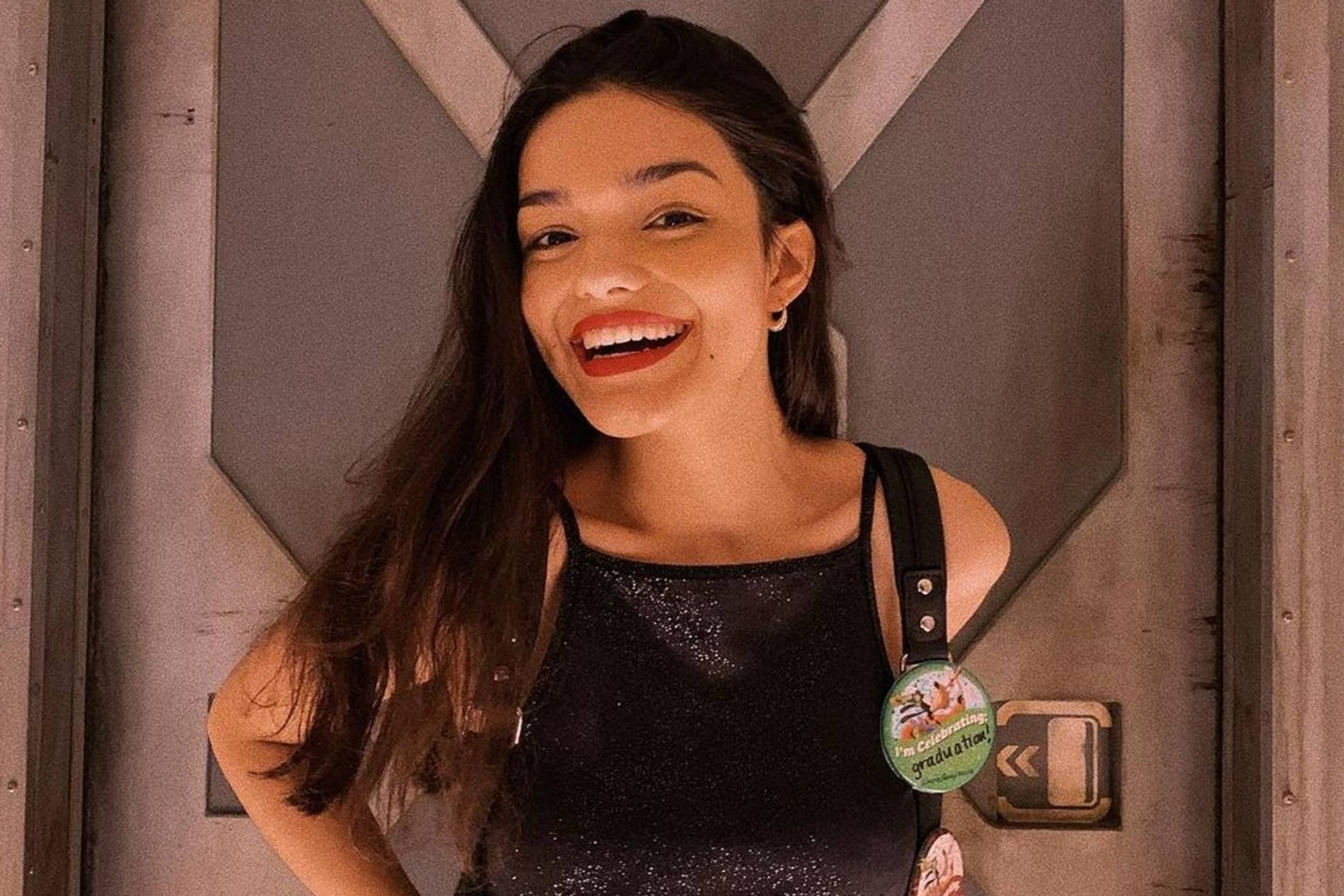 instagram.com/rachelzegler