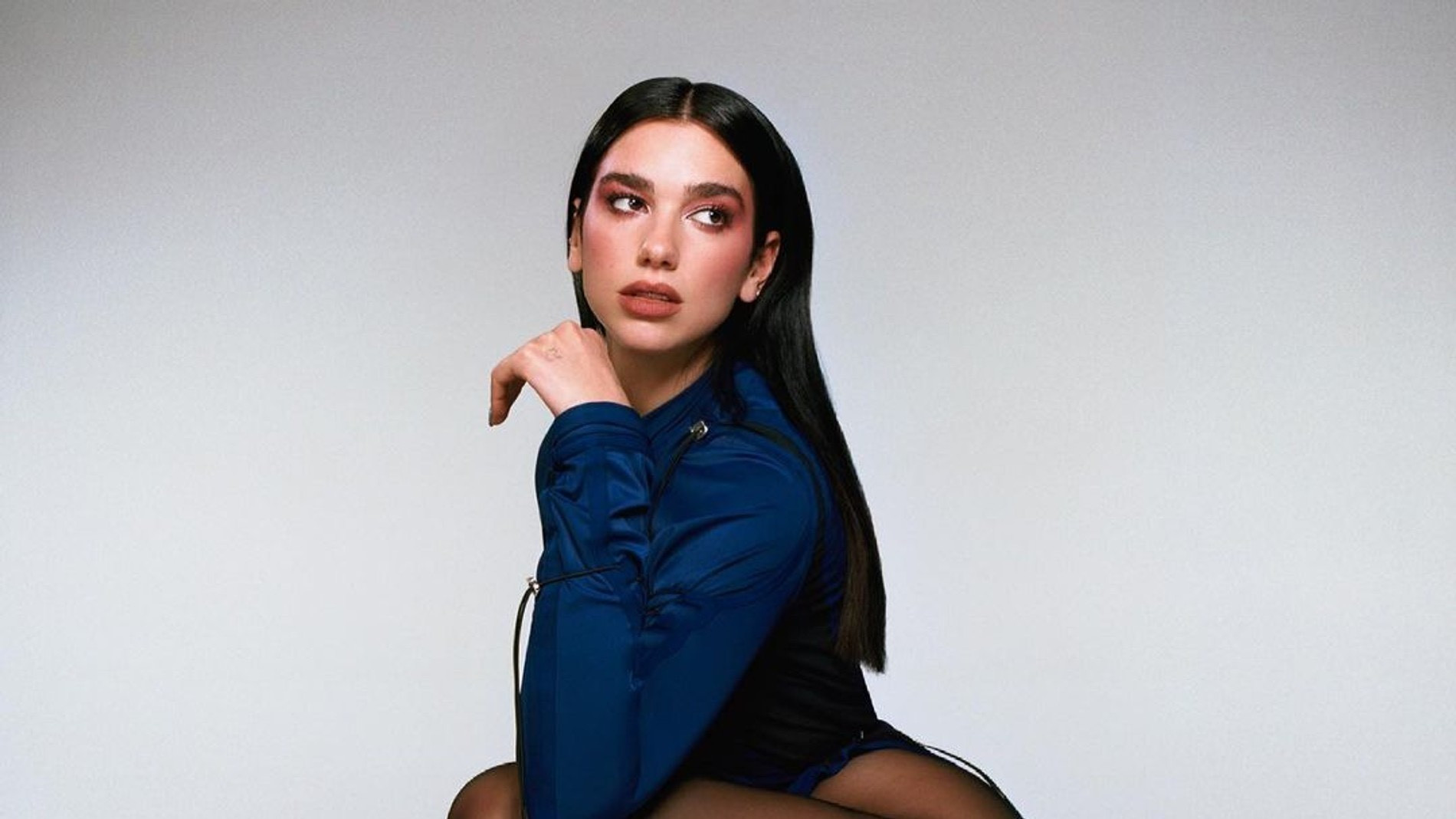 Фото: @dualipa
