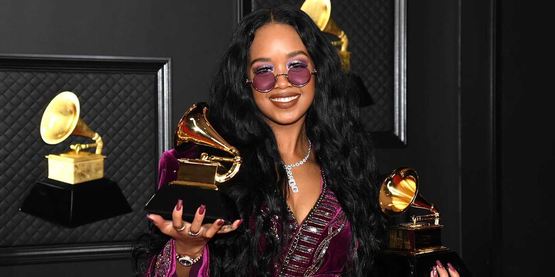 H.E.R. (Габриэлла Уилсон)
Фото © EPA-EFE / KEVIN MAZUR