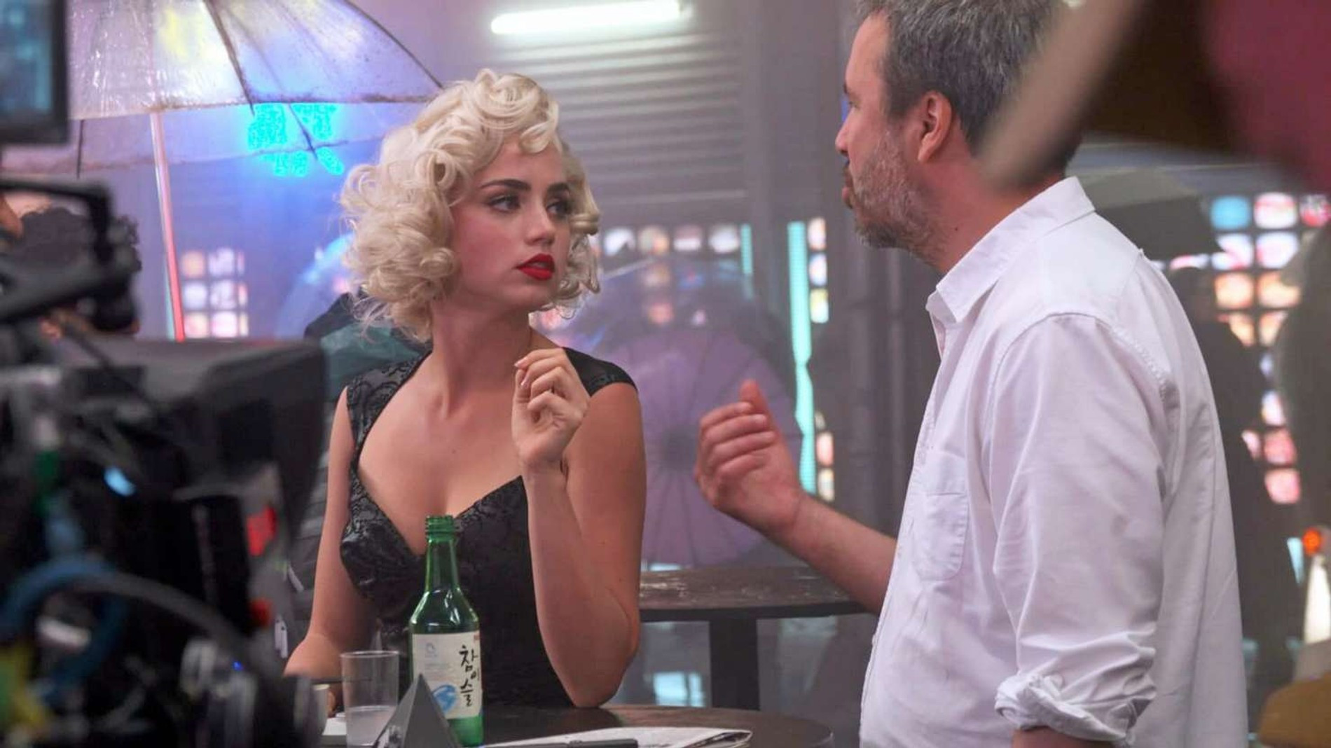 Ана де Армас на съемках фильма «Блондинка»
Фото: соцсети