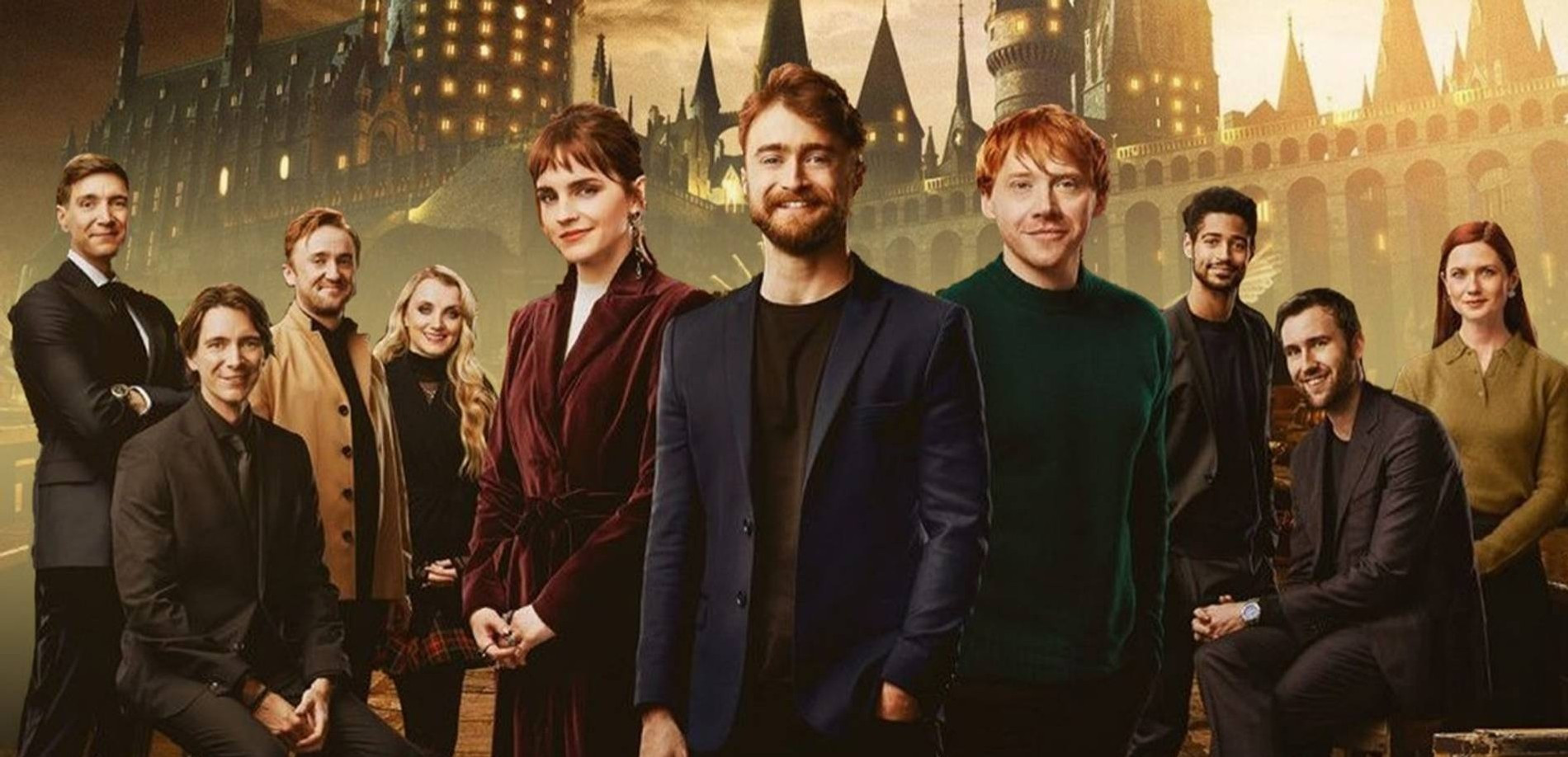 Эмма Уотсон, Дэниел Рэдклифф и Руперт Гринт на постере документального  фильма «Гарри Поттер 20 лет спустя: Возвращение в Хогвартс»
Фото: HBO