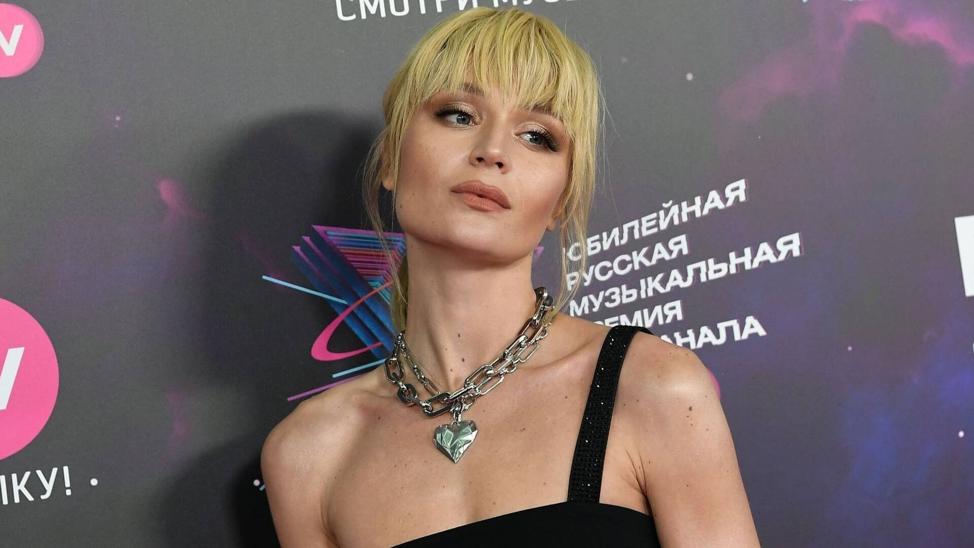 Полина Гагарина
Фото: Sputnik