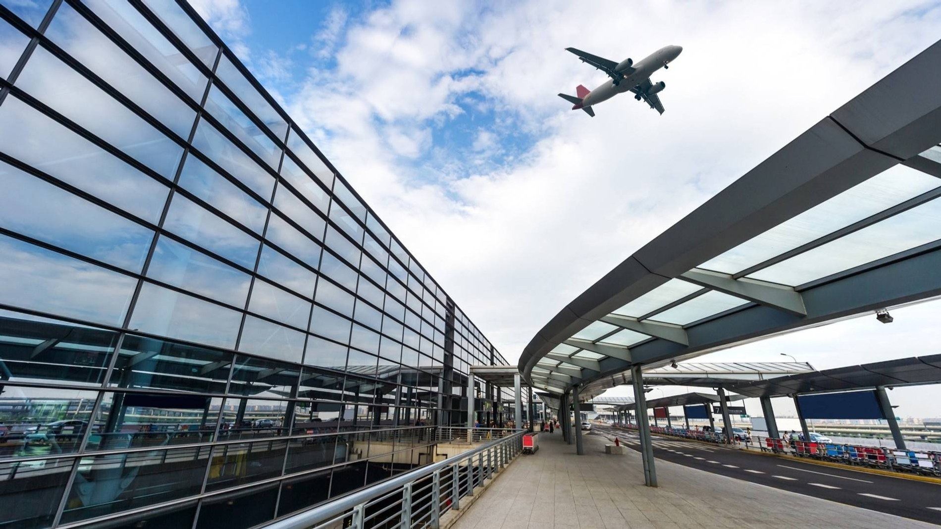 Аэропорт Шереметьево 
Фото: typical-moscow