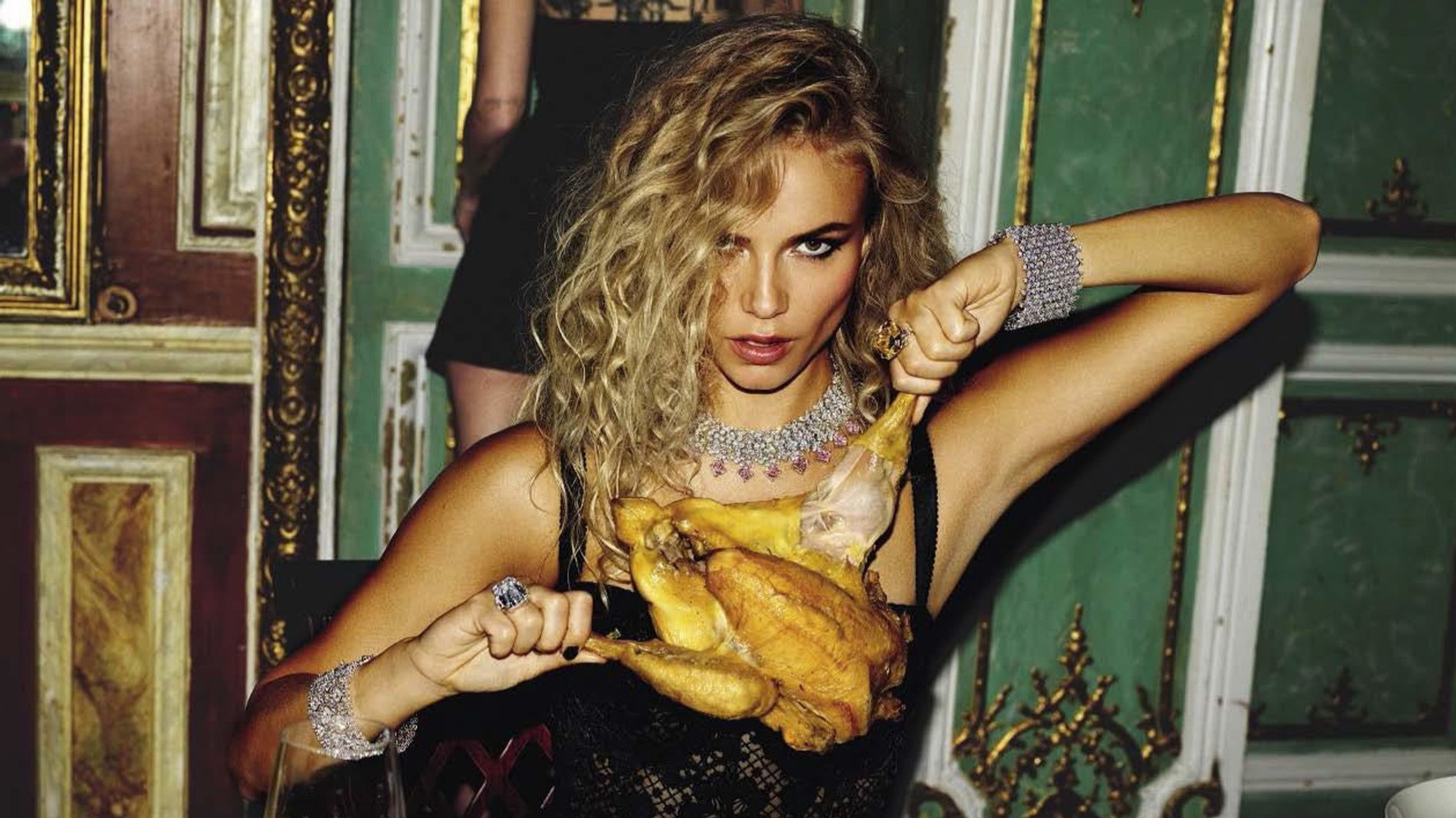 Животный белок — незаменимый помощник в борьбе с вирусами 
Фото: Vogue