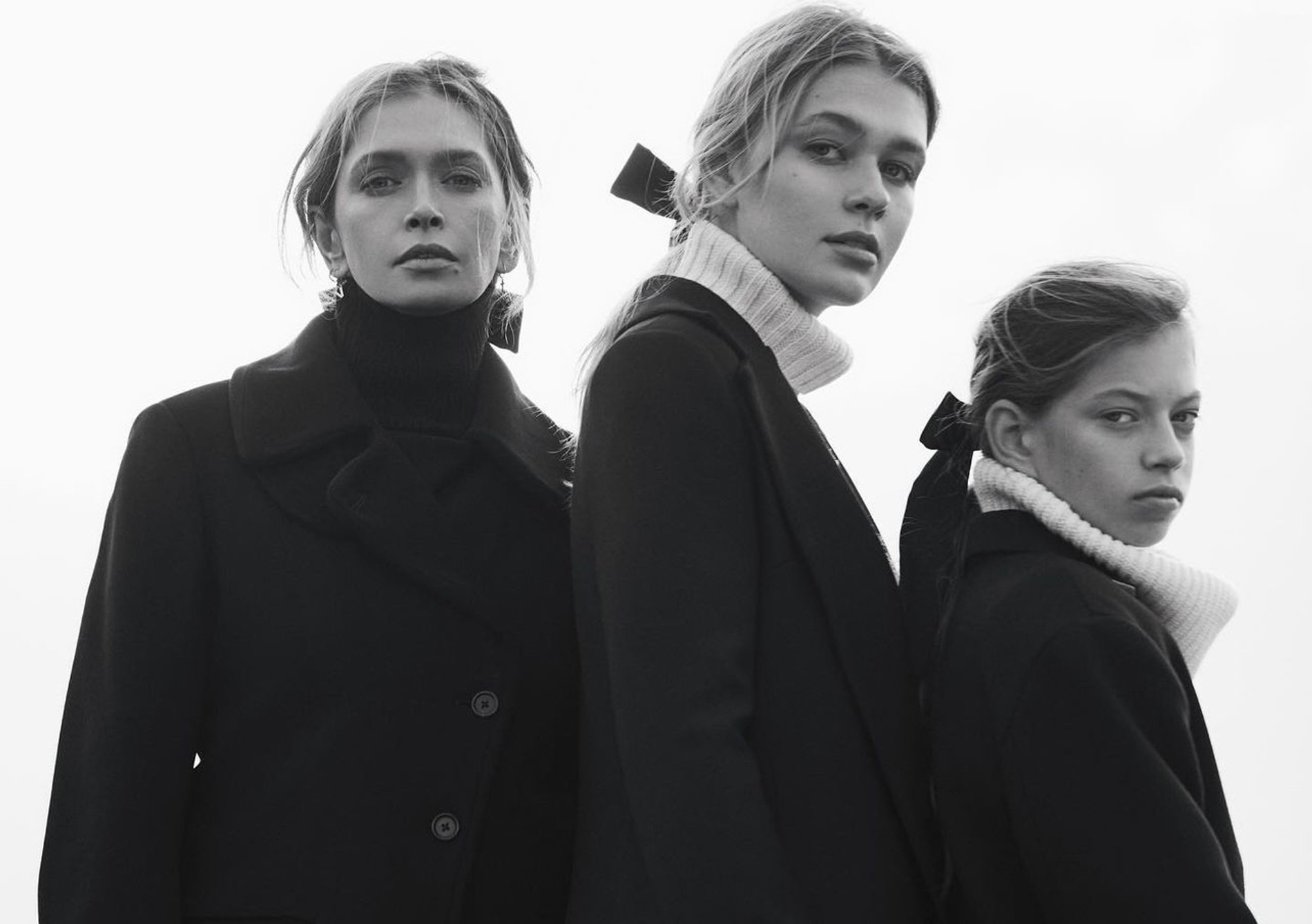 Вера Брежнева с дочерьми Соней и Сарой
Фото: Инстаграм (запрещен в РФ)