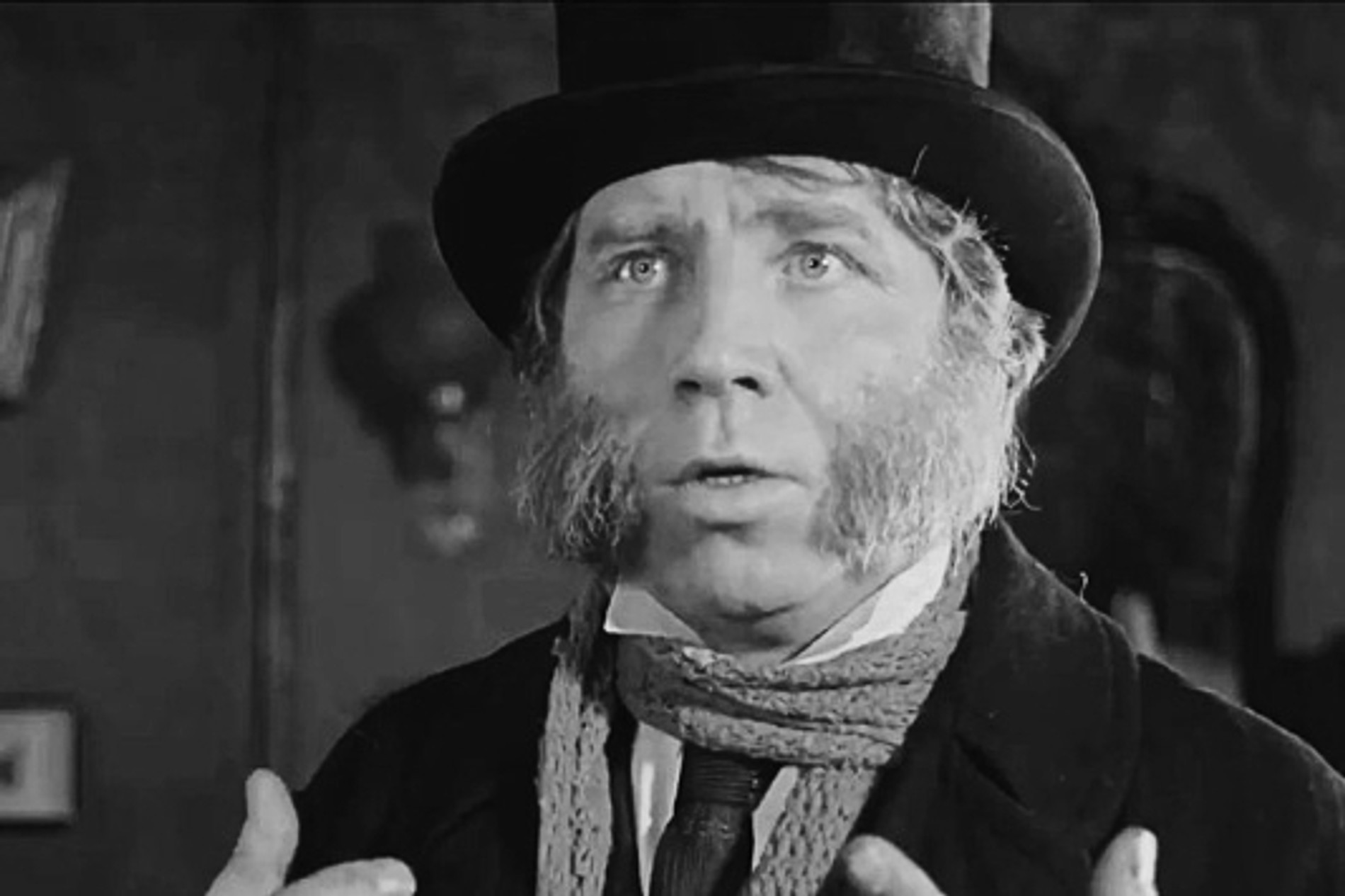 Кадр из фильма «Приключения Шерлока Холмса и доктора Ватсона: Собака Баскервилей»