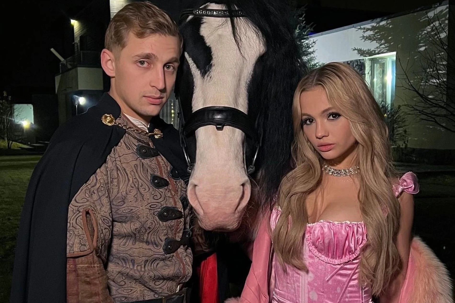 Валя Карнавал и Саша Стоун 
Фото: Инстаграм (запрещен в РФ) @karna.val