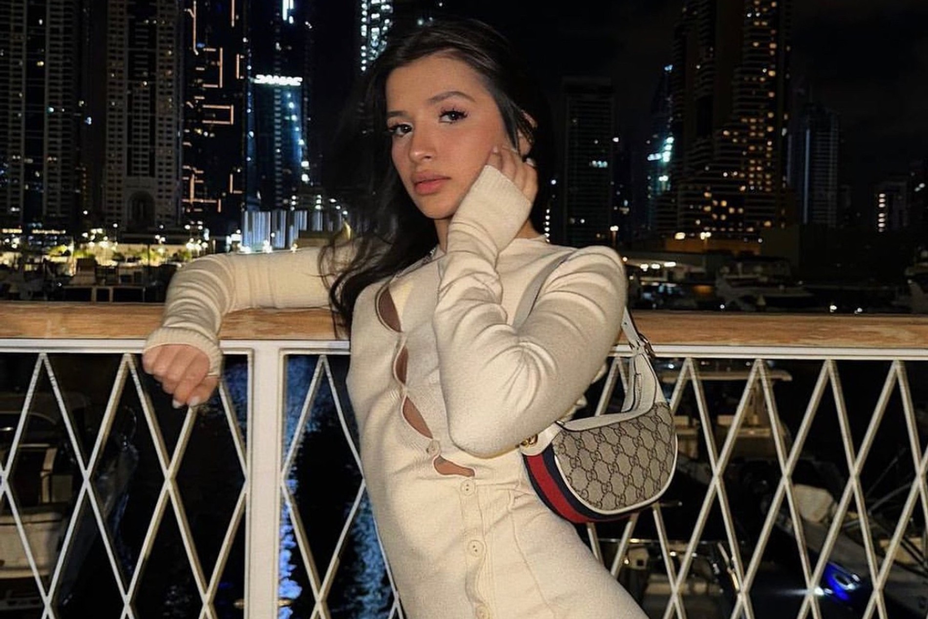 Амина Тендерлибае
Фото: Инстаграм (запрещен в РФ) @tenderlybae 