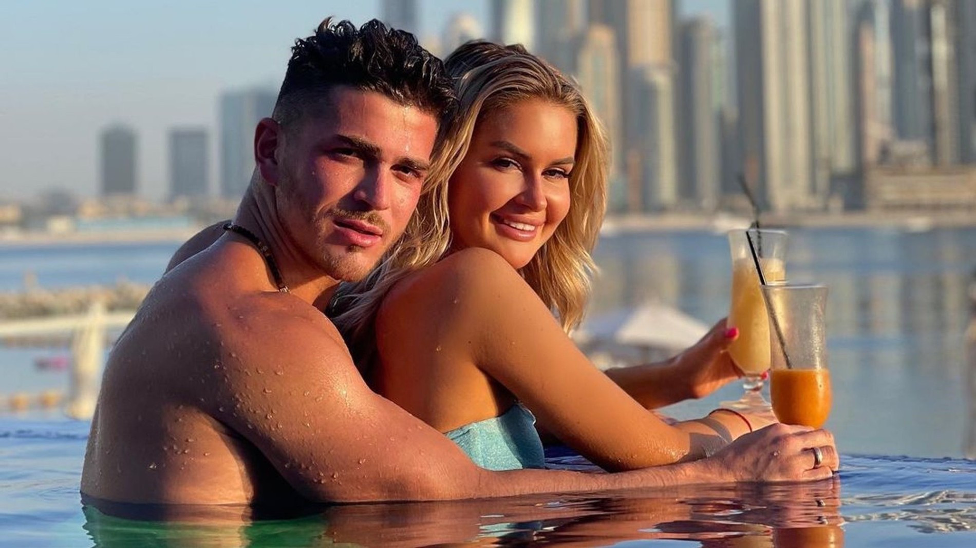 Роман Капаклы и Марина Африкантова
Фото: Инстаграм (запрещен в РФ) / @marina_afrika