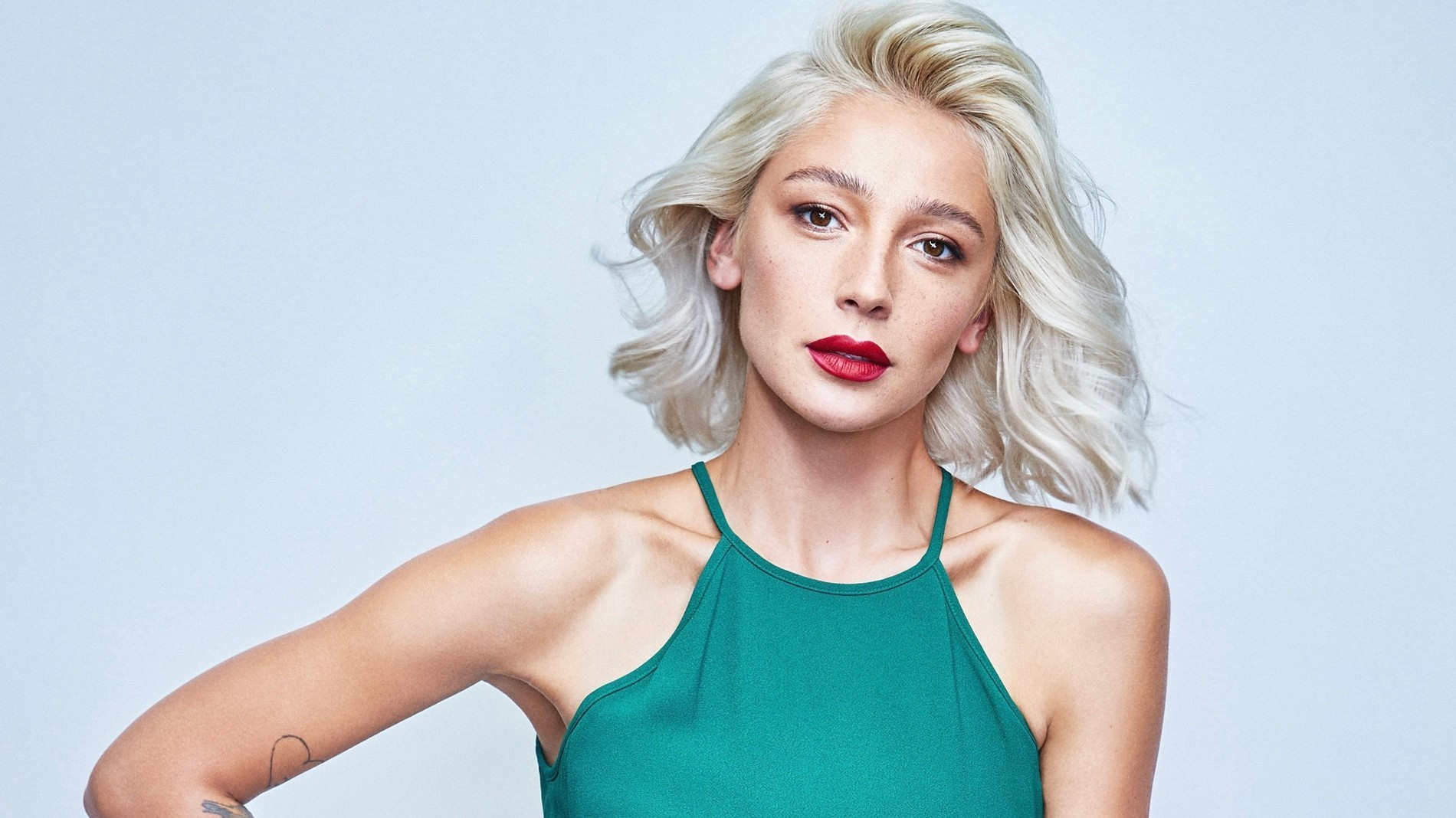 Настя Ивлеева
Фото: Legion-Media