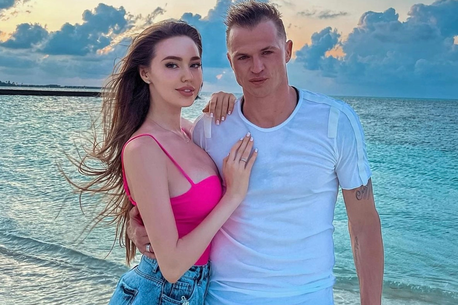 Анастасия Костенко и Дмитрий Тарасов
Фото: Инстаграм (запрещен в РФ) @kostenko.94