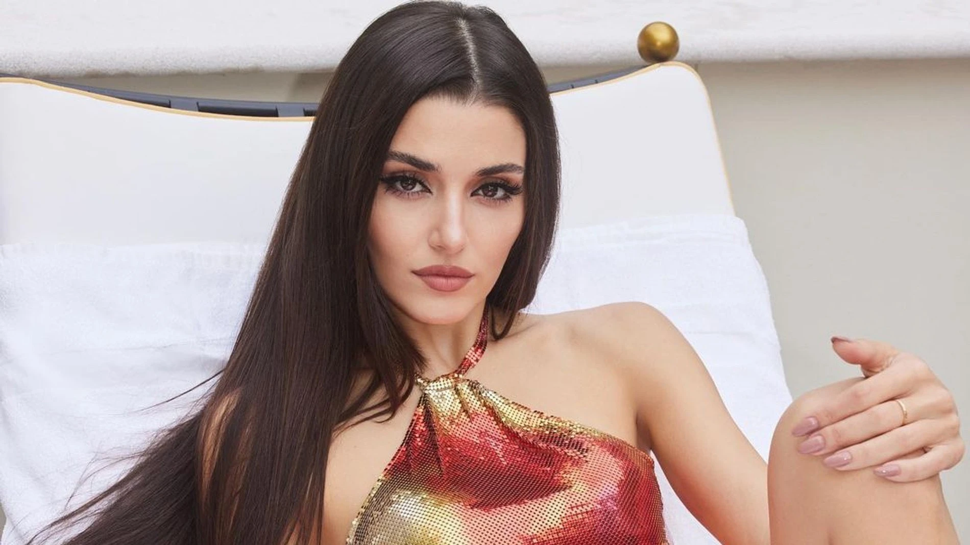 Ханде Эрчел
Фото: Инстаграм (запрещен в РФ) / @handemiyy