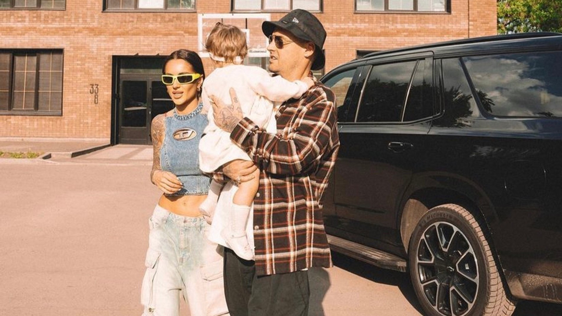 Гуф с женой Юлией и дочерью Тиной
Фото: Инстаграм (запрещен в РФ) @yulyakorolevaa