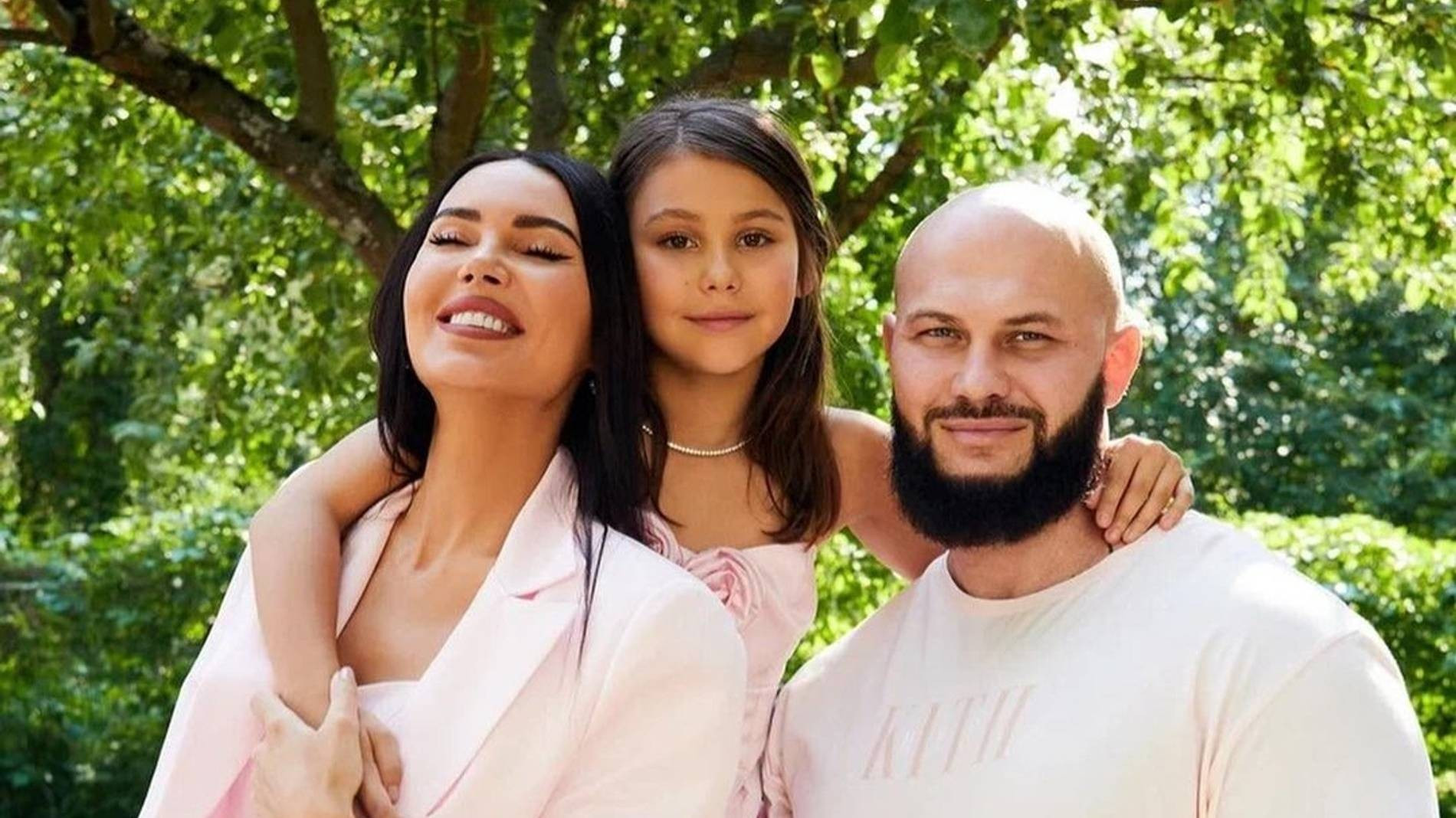 Оксана Самойлова, Джиган и дочь Лея. Фото: Инстаграм* @samoylovaoxana