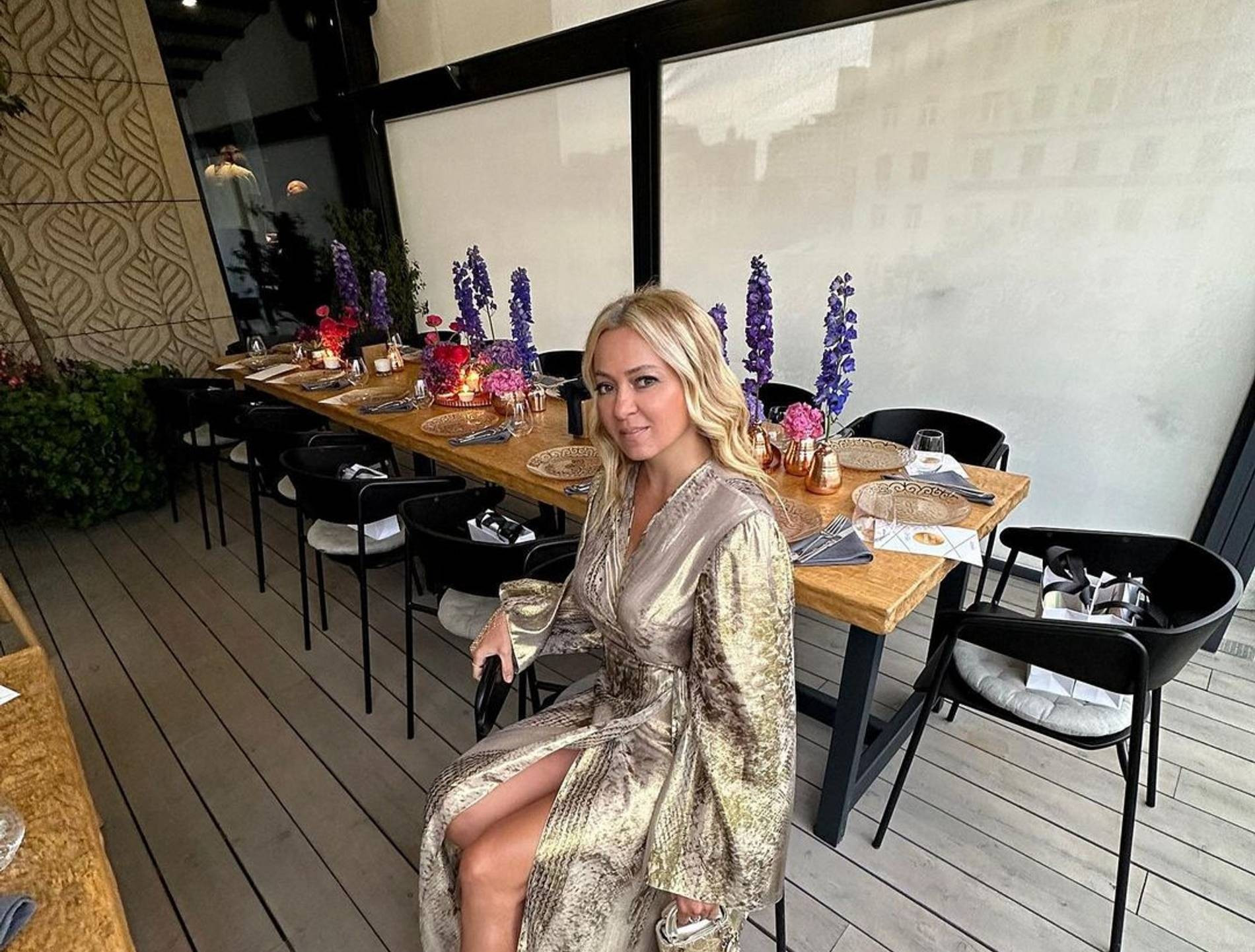 Яна Рудковская. Фото: Инстаграм* @rudkovskayaofficial