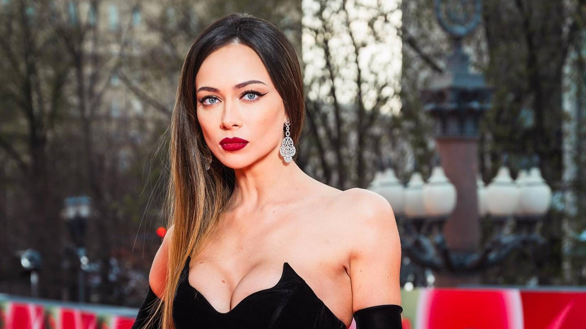 Настасья Самбурская. Фото: Инстаграм* @samburskaya