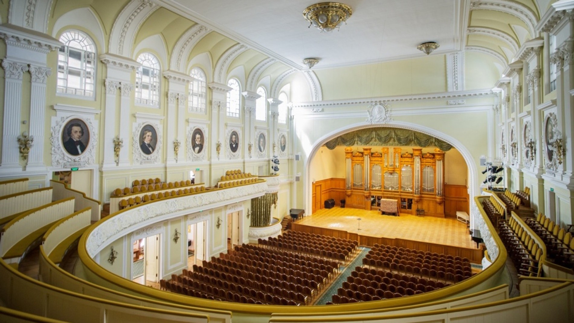 Фото: gnessinka.ru